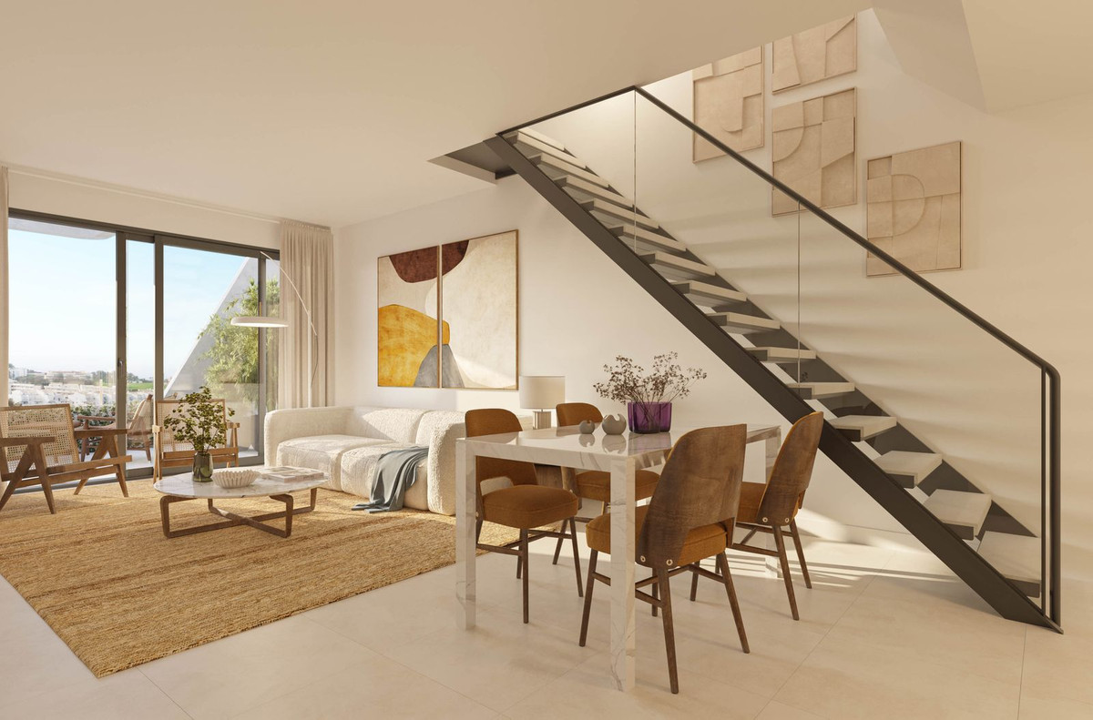 2 Bedroom Apartment in Mijas - Photo 2