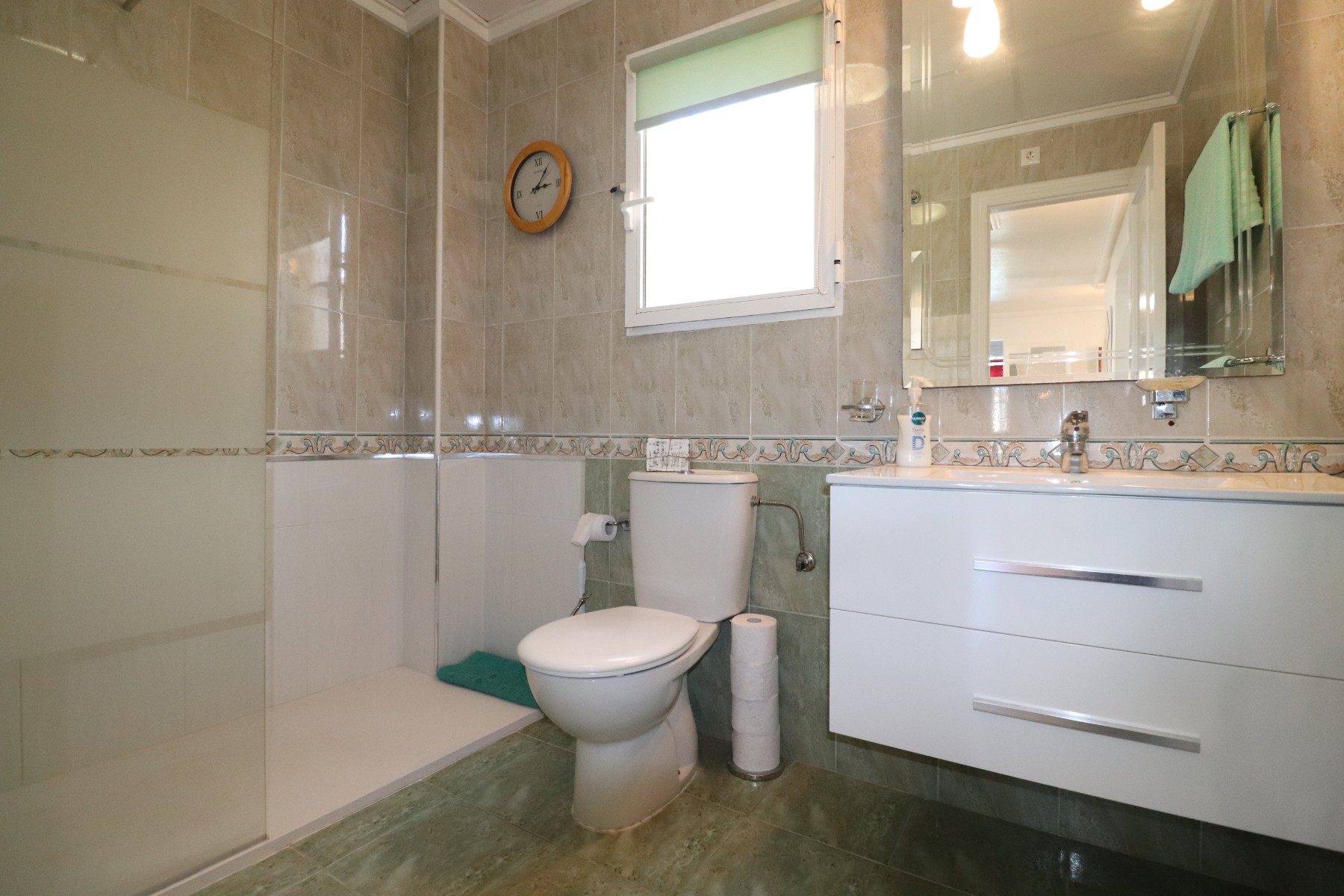 Moradia com 4 quartos com piscina em Alicante, Espanha – Foto 20