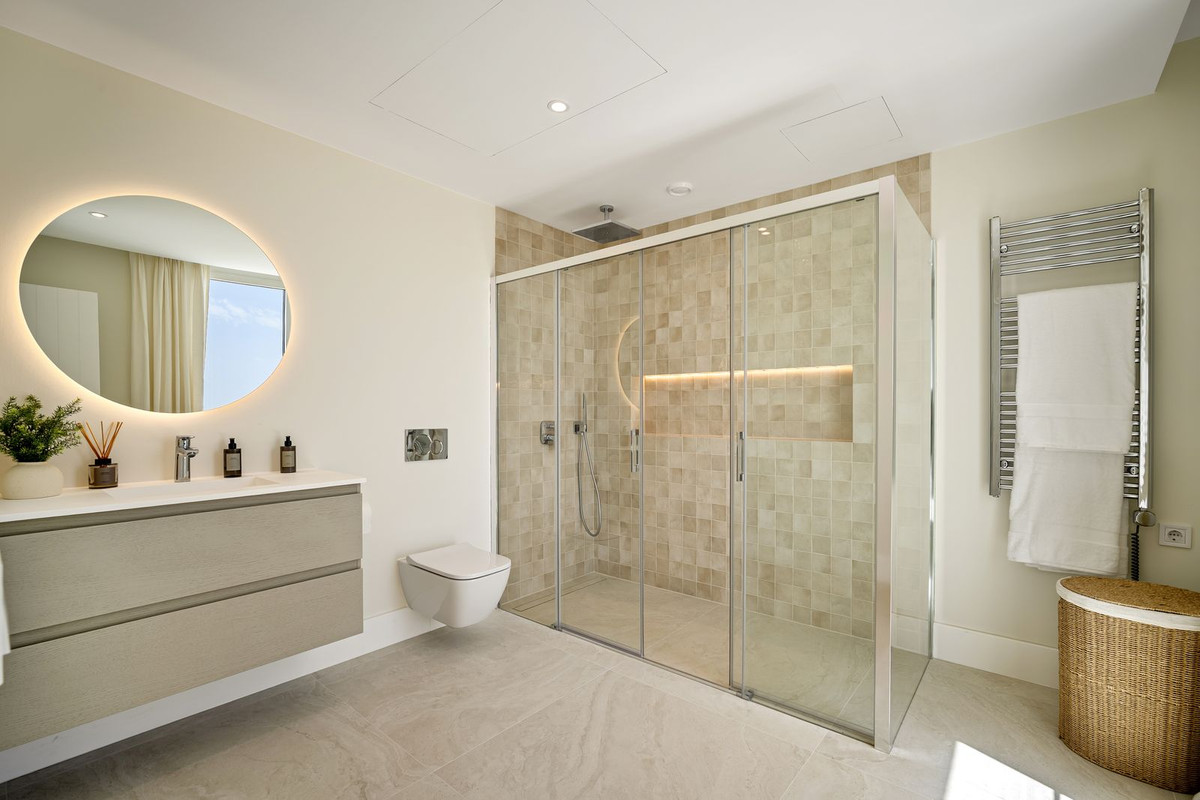 4 Bedroom Townhouse in Benahavís - Фото 30