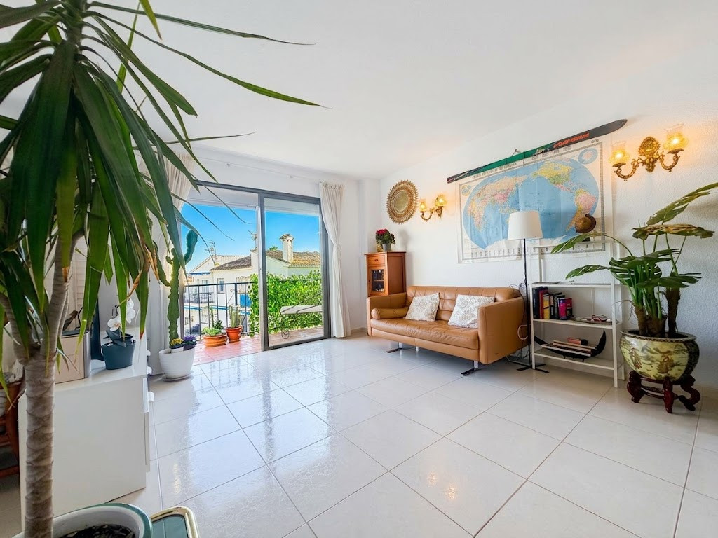 2 Bedroom Apartment in Mijas - Фото 4
