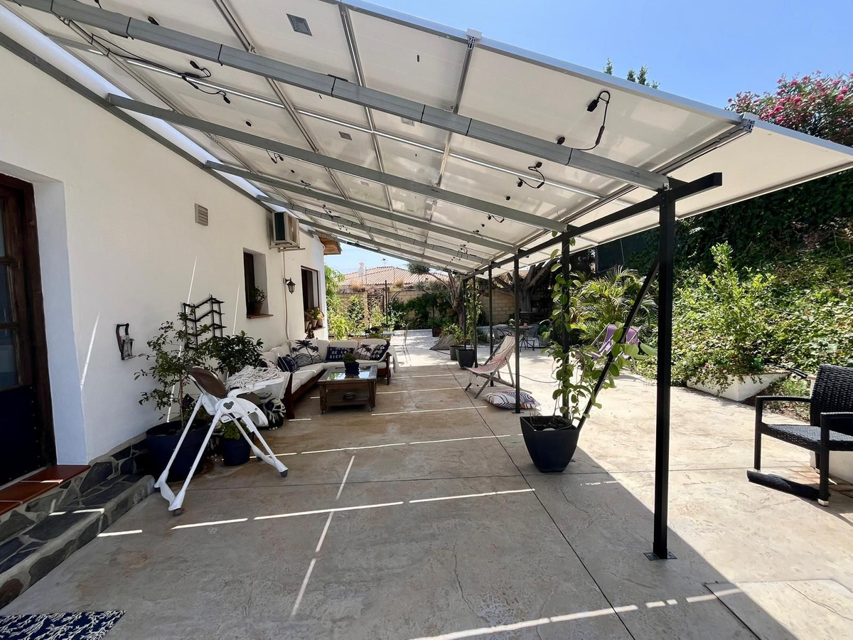 5 Bedroom Villa in Mijas - Photo 16
