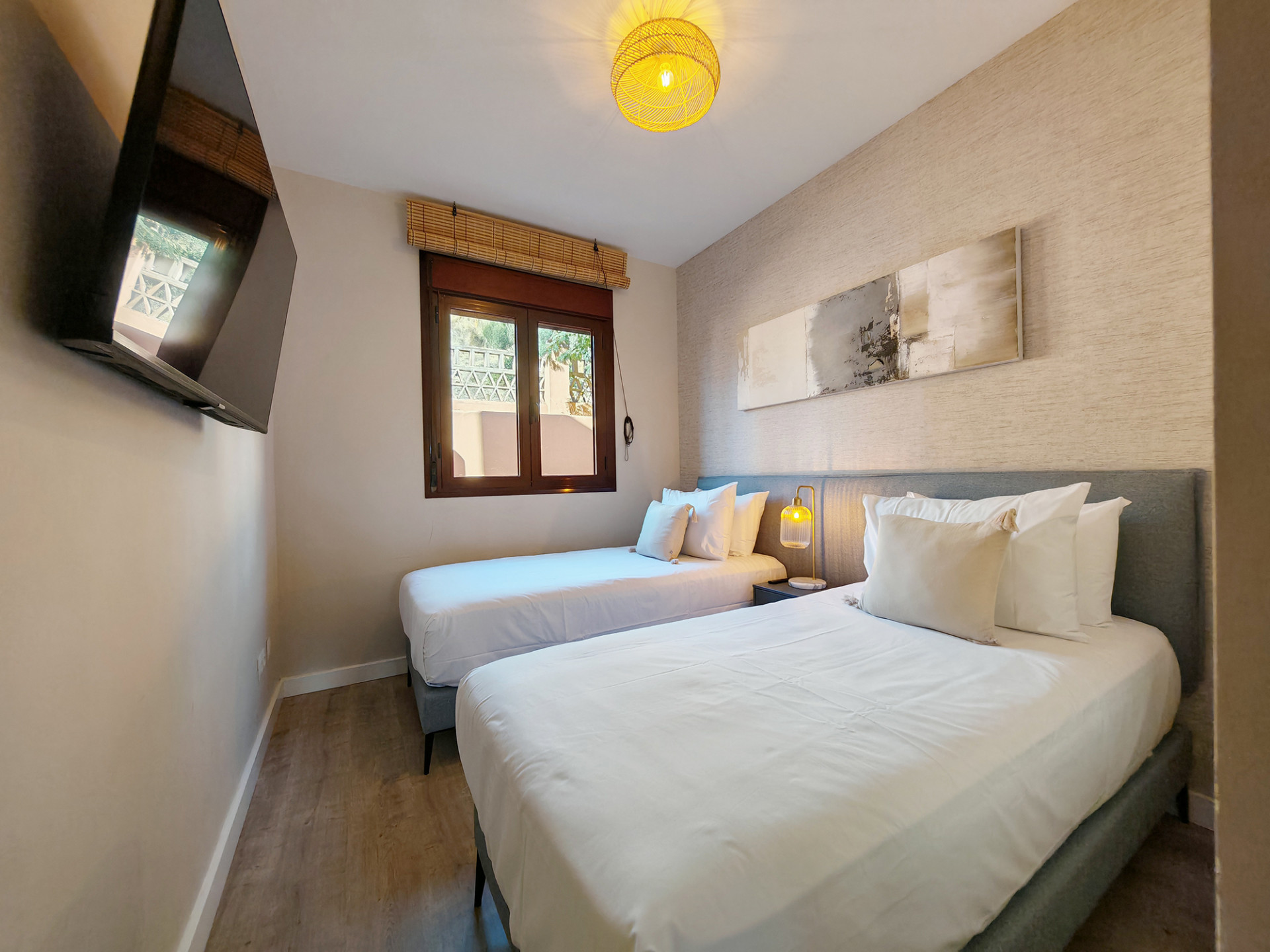2 Bedroom Apartment in Benahavís - Foto 11