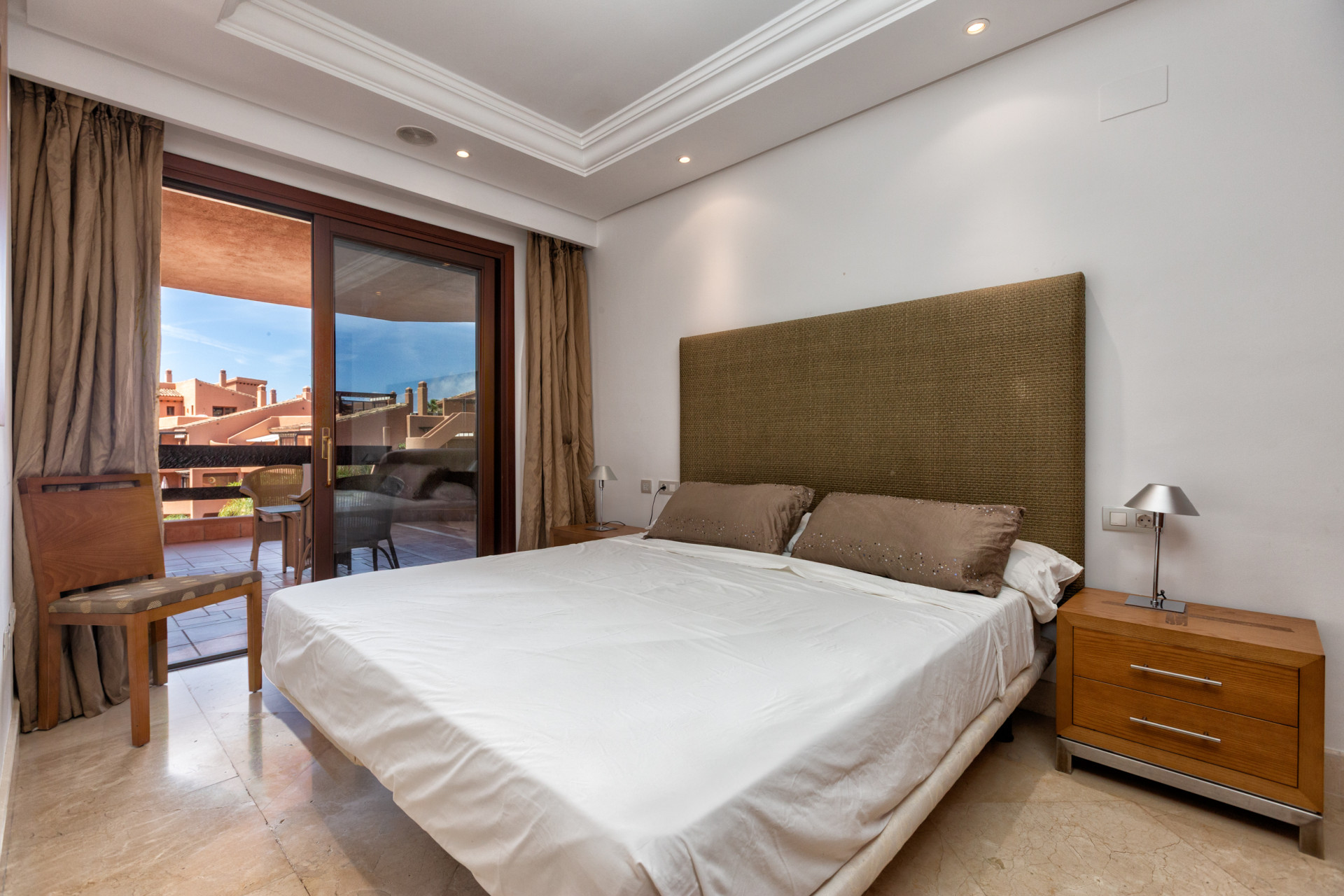 3 Bedroom Apartment in Estepona - Photo 22