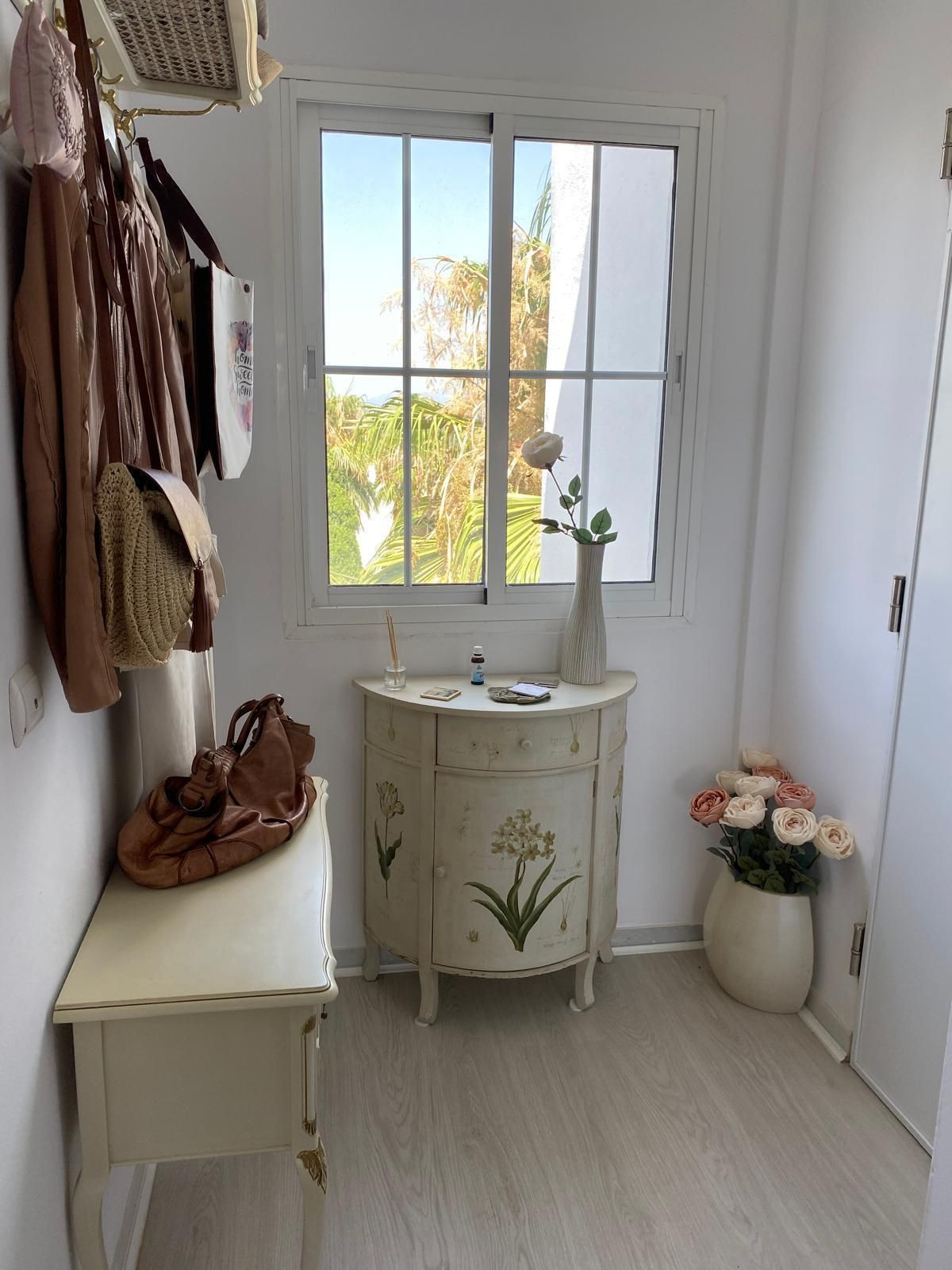 2 Bedroom Penthouse in Estepona - Photo 16