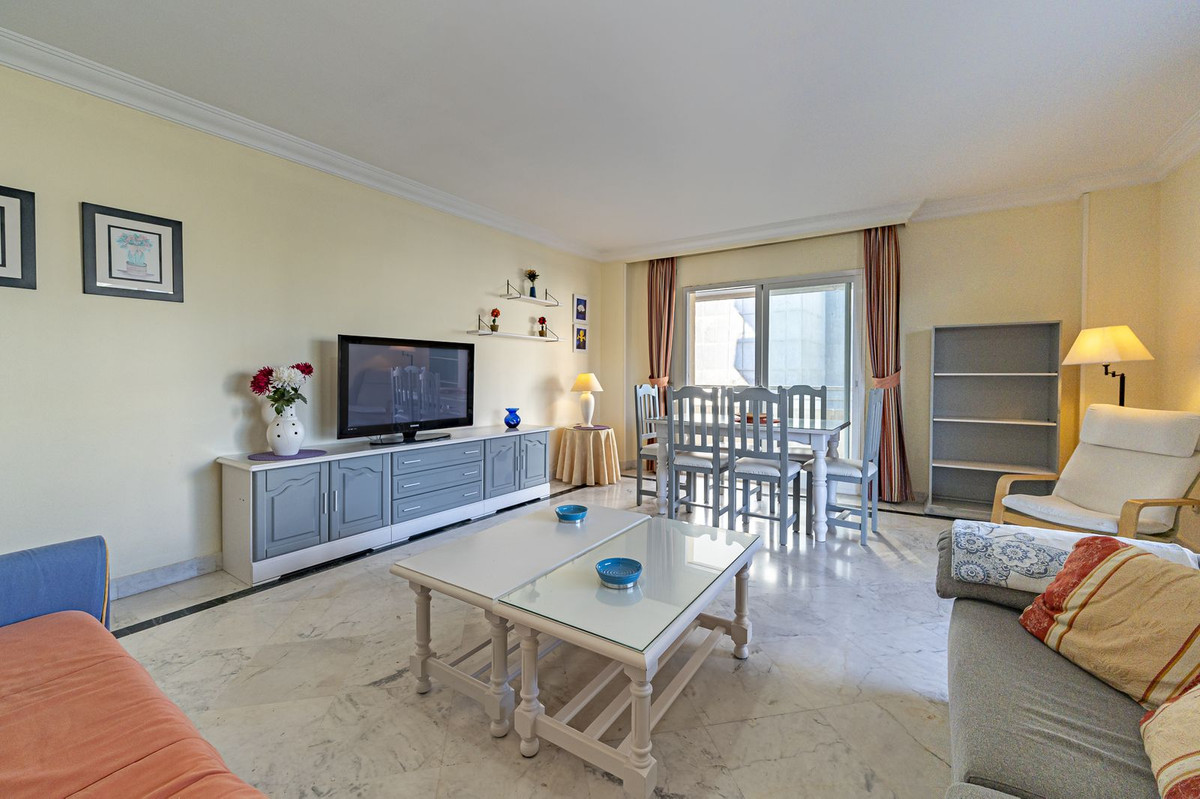 2 Bedroom Apartment in Marbella - Photo 8