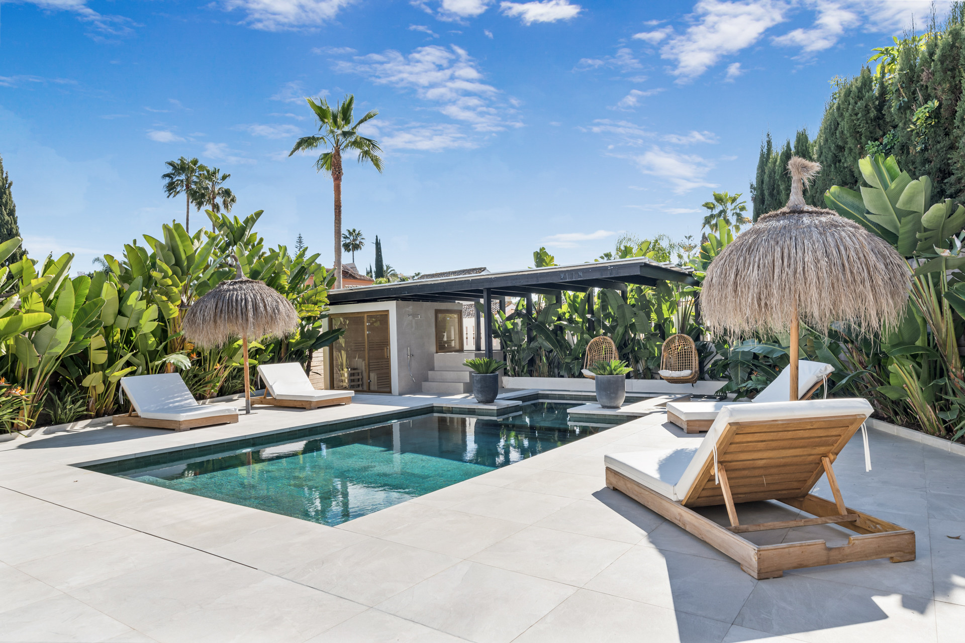 6 Bedroom Villa in Marbella - Фото 2