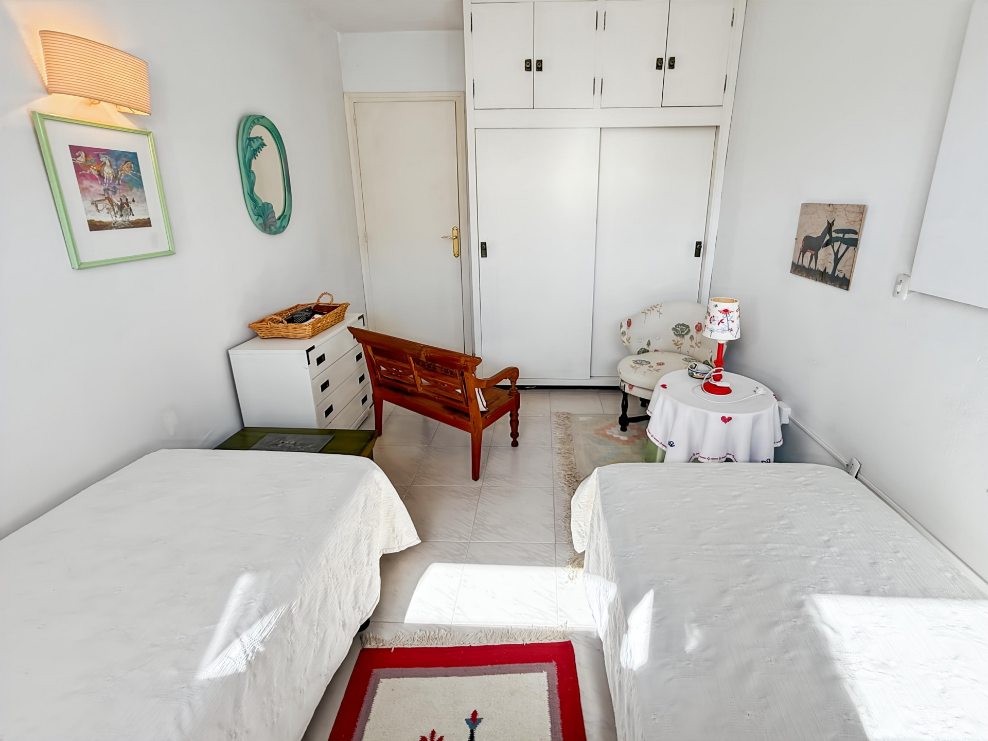 3 Bedroom Apartment in Estepona - Photo 17