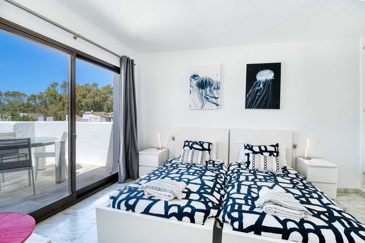 Apartamento com 5 quartos com piscina em Málaga, Espanha – Foto 25