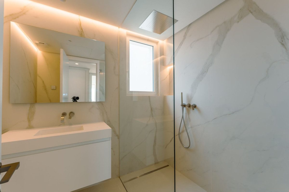 3 Bedroom Apartment in Ojén - Photo 10