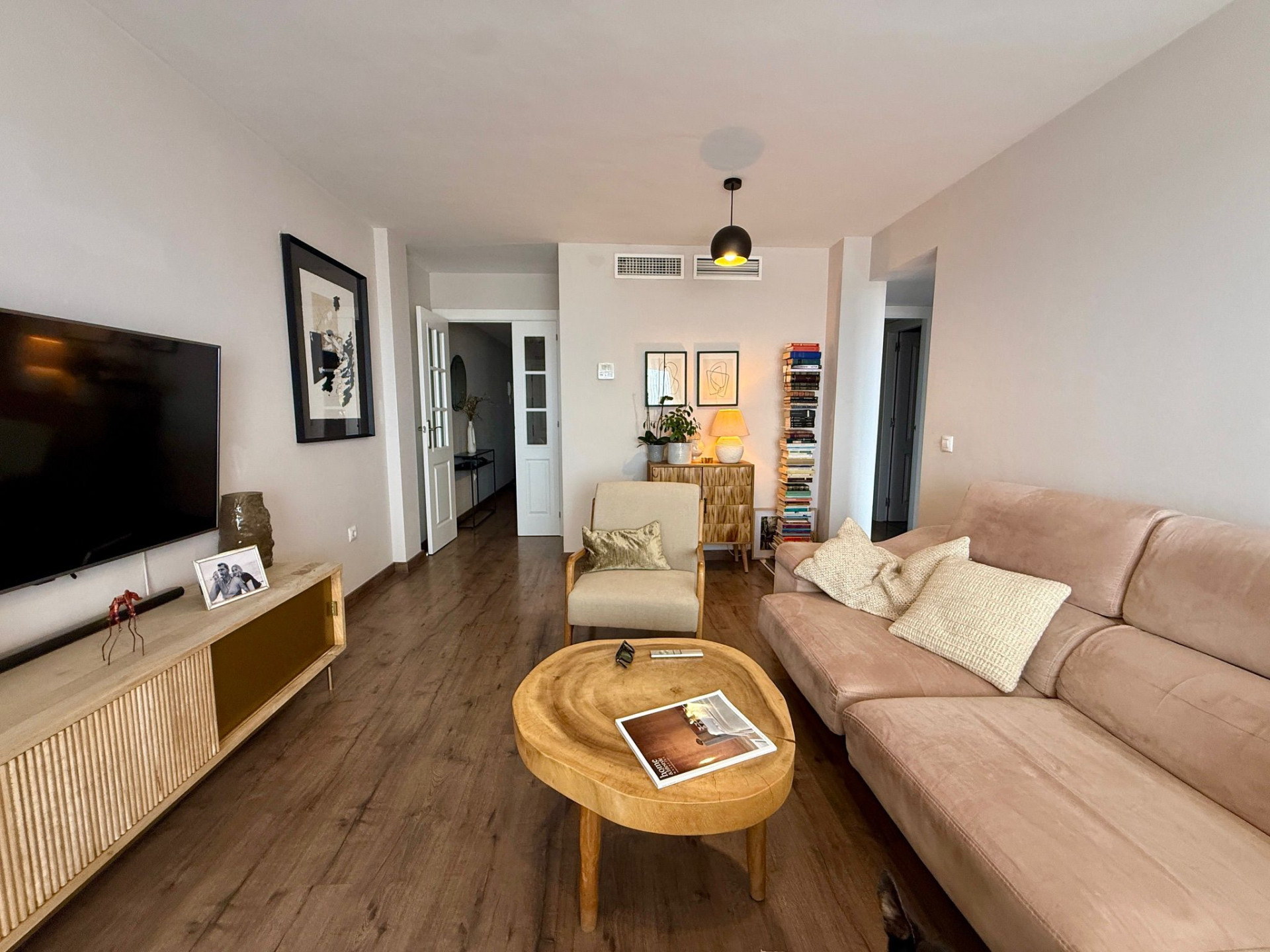 2 Bedroom Apartment in Mijas - Photo 2