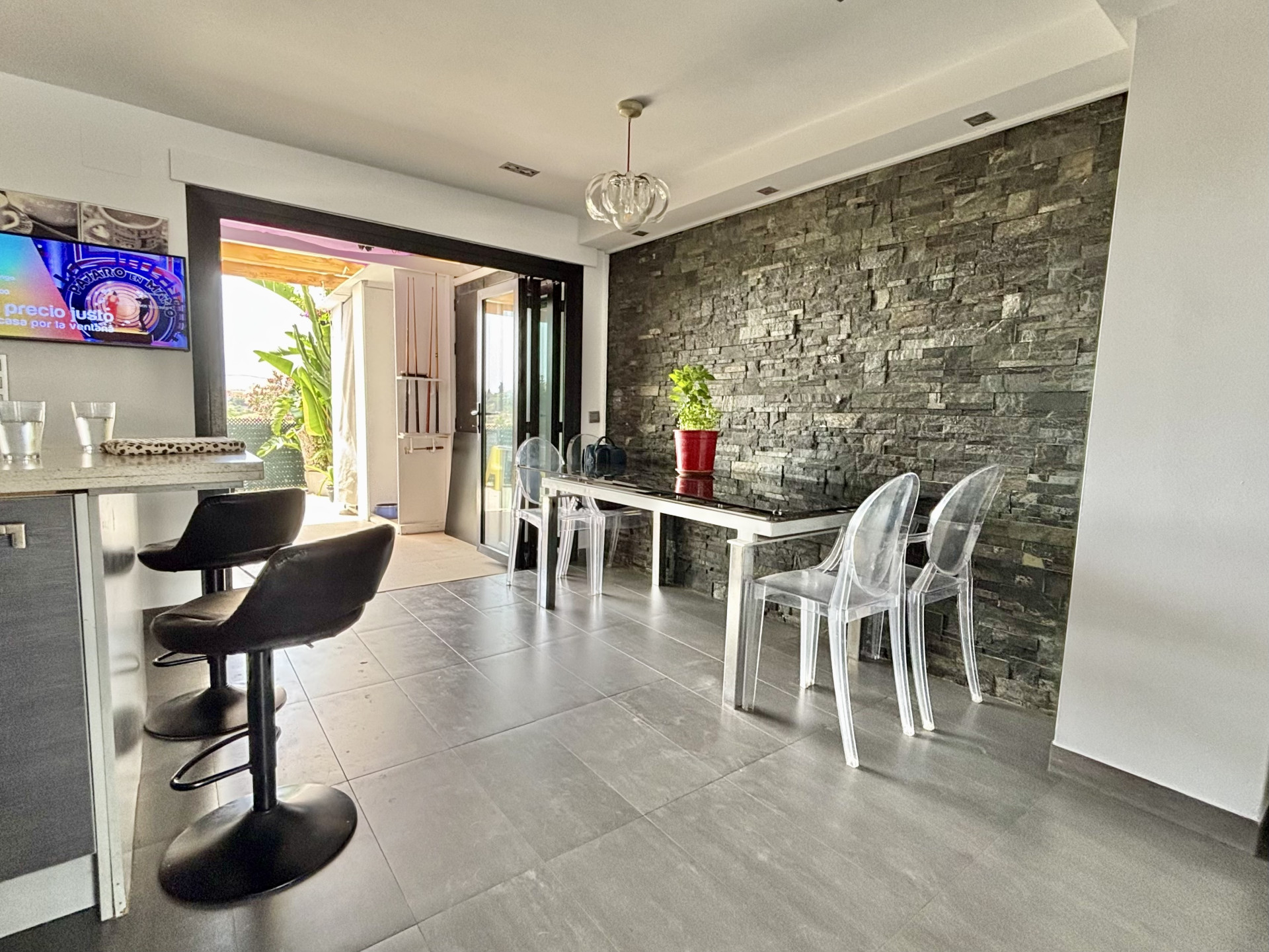 4 Bedroom Townhouse in Mijas - Photo 5
