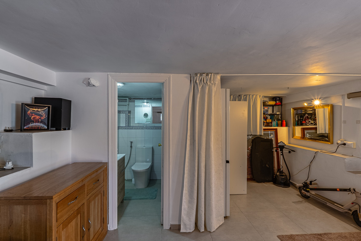 3 Bedroom Townhouse in Estepona - Photo 25