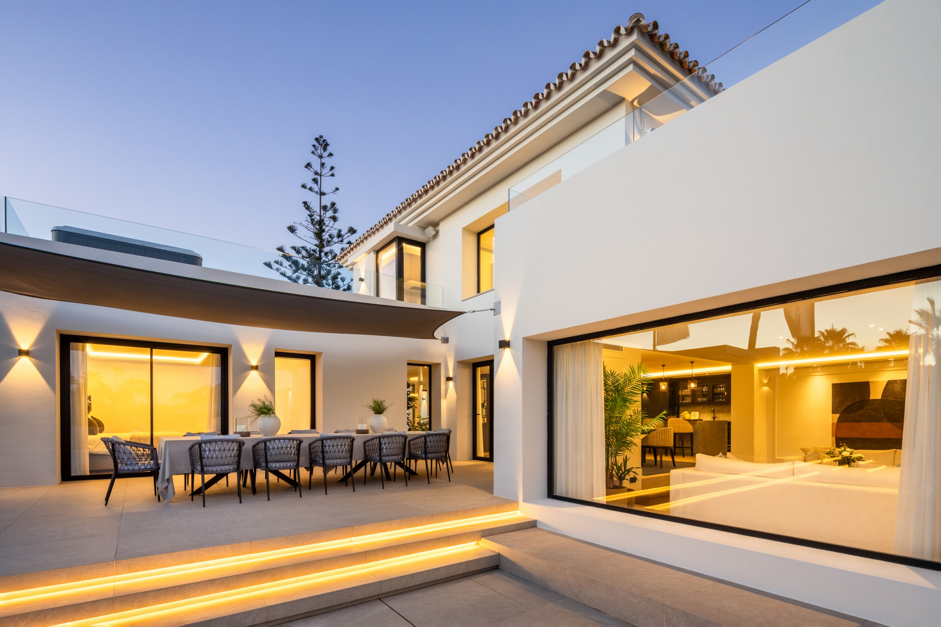 6 Bedroom Villa in Marbella - Photo 10