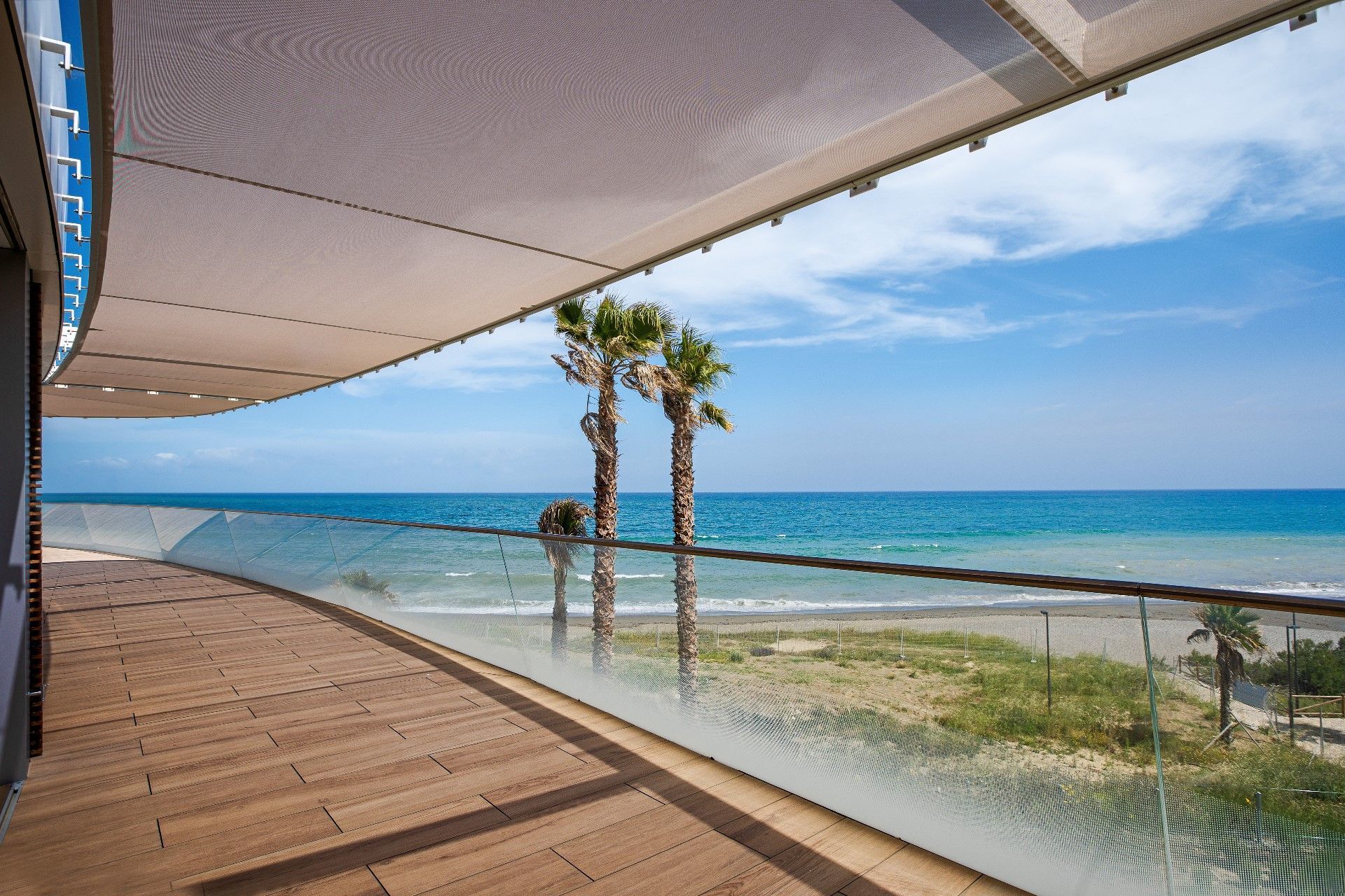 3 Bedroom Penthouse in Estepona - Photo 16