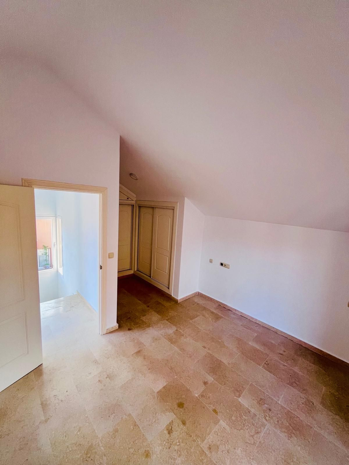 Apartamento com 2 quartos com piscina em Málaga, Espanha – Foto 20