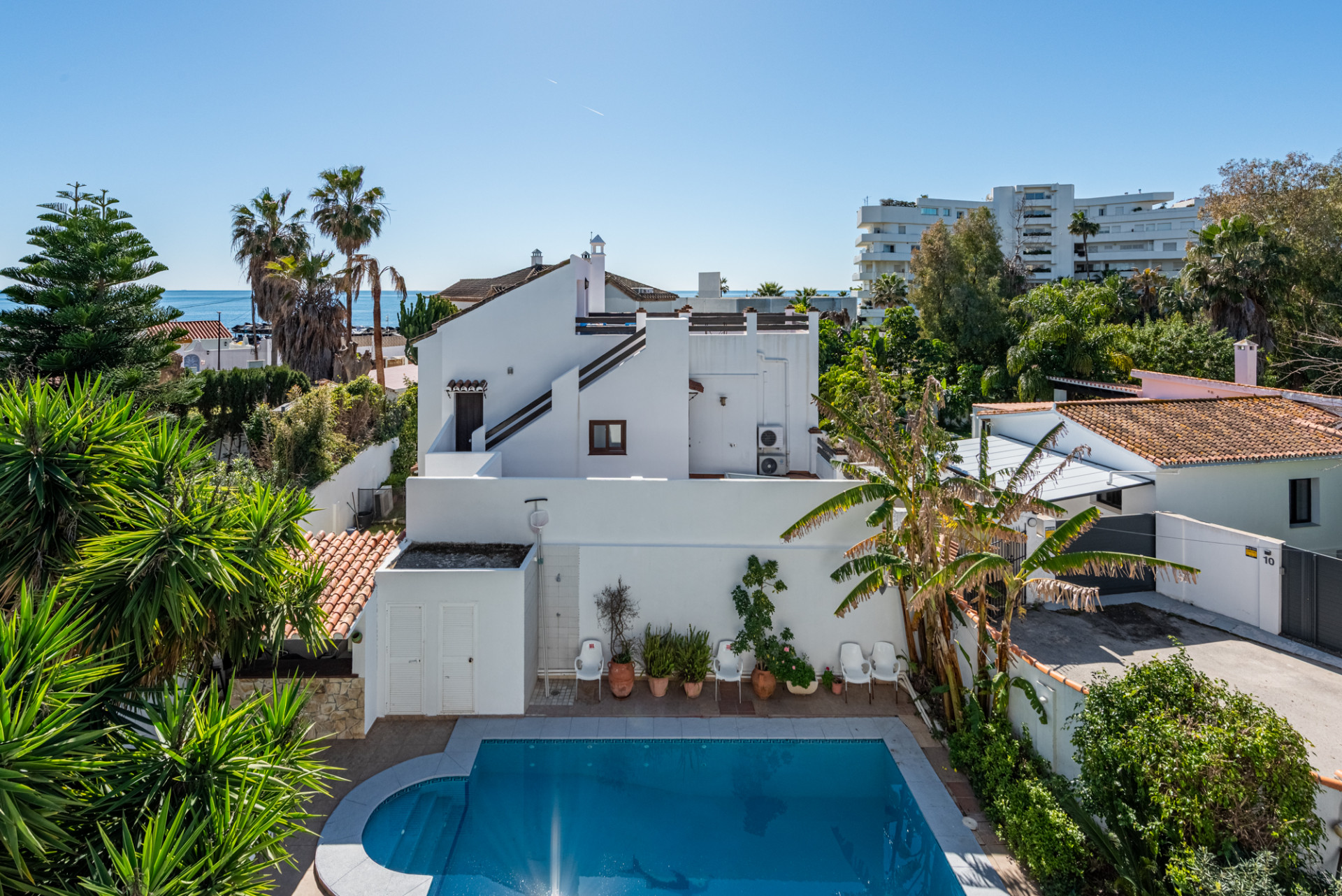 4 Bedroom Villa in San Pedro de Alcántara - Photo 32