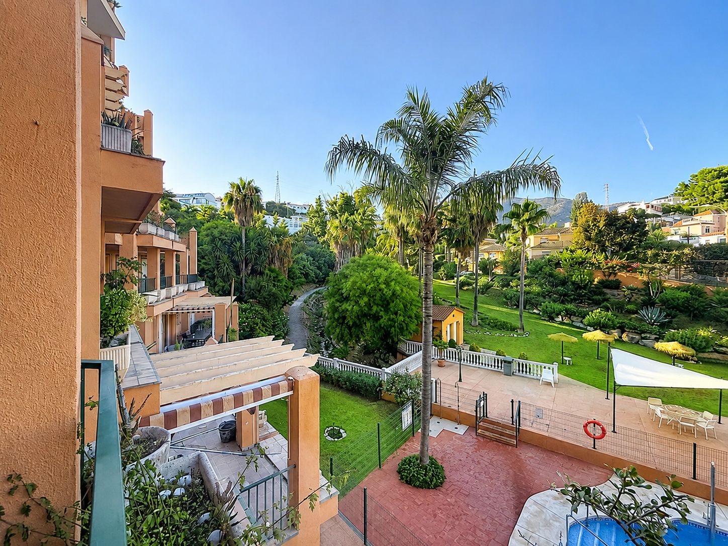 2 Bedroom Apartment in Fuengirola - Photo 28