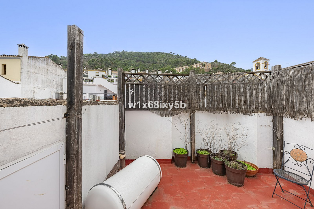 1 Bedroom Townhouse in Benahavís - Photo 39