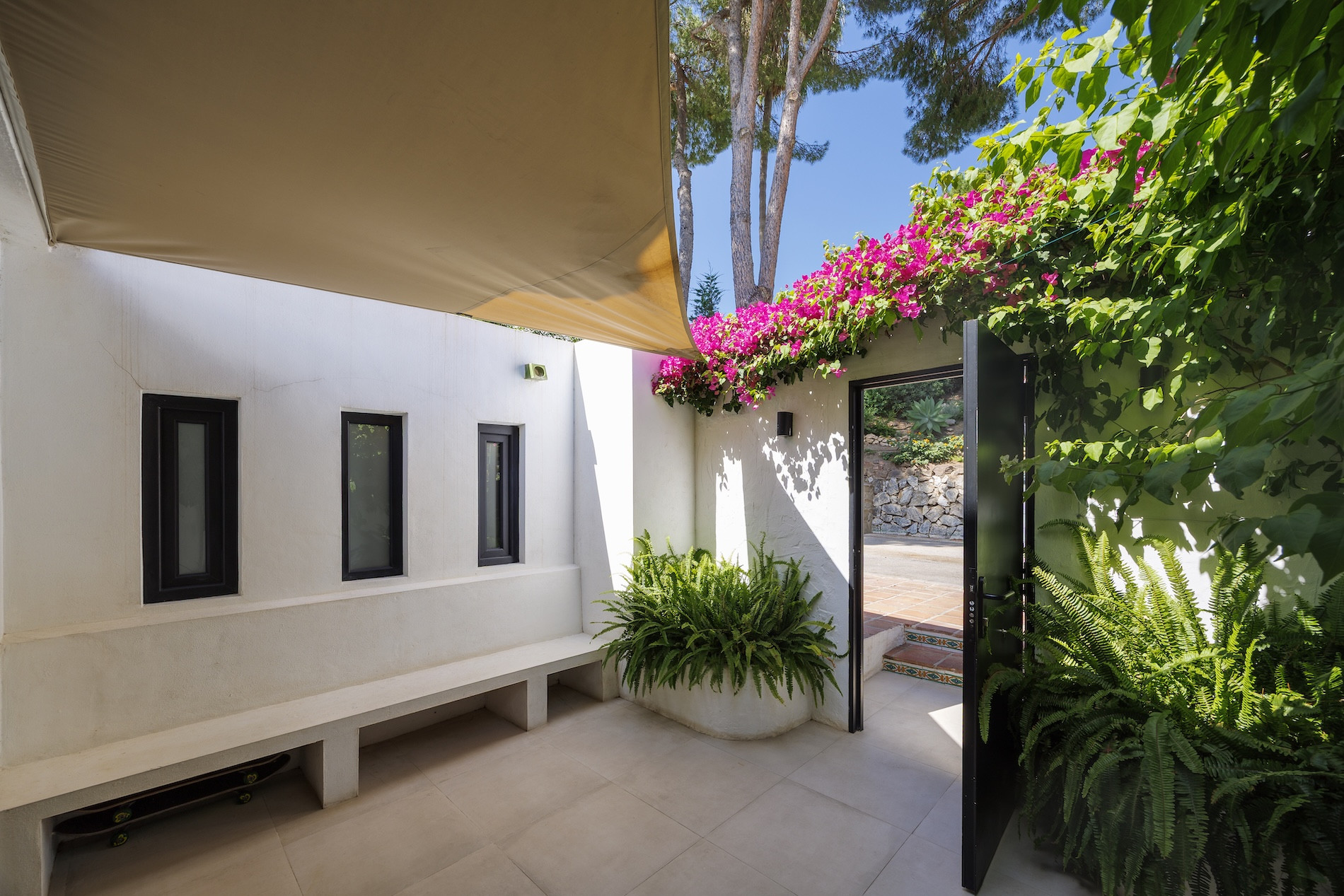 3 Bedroom Villa in Marbella - Photo 3