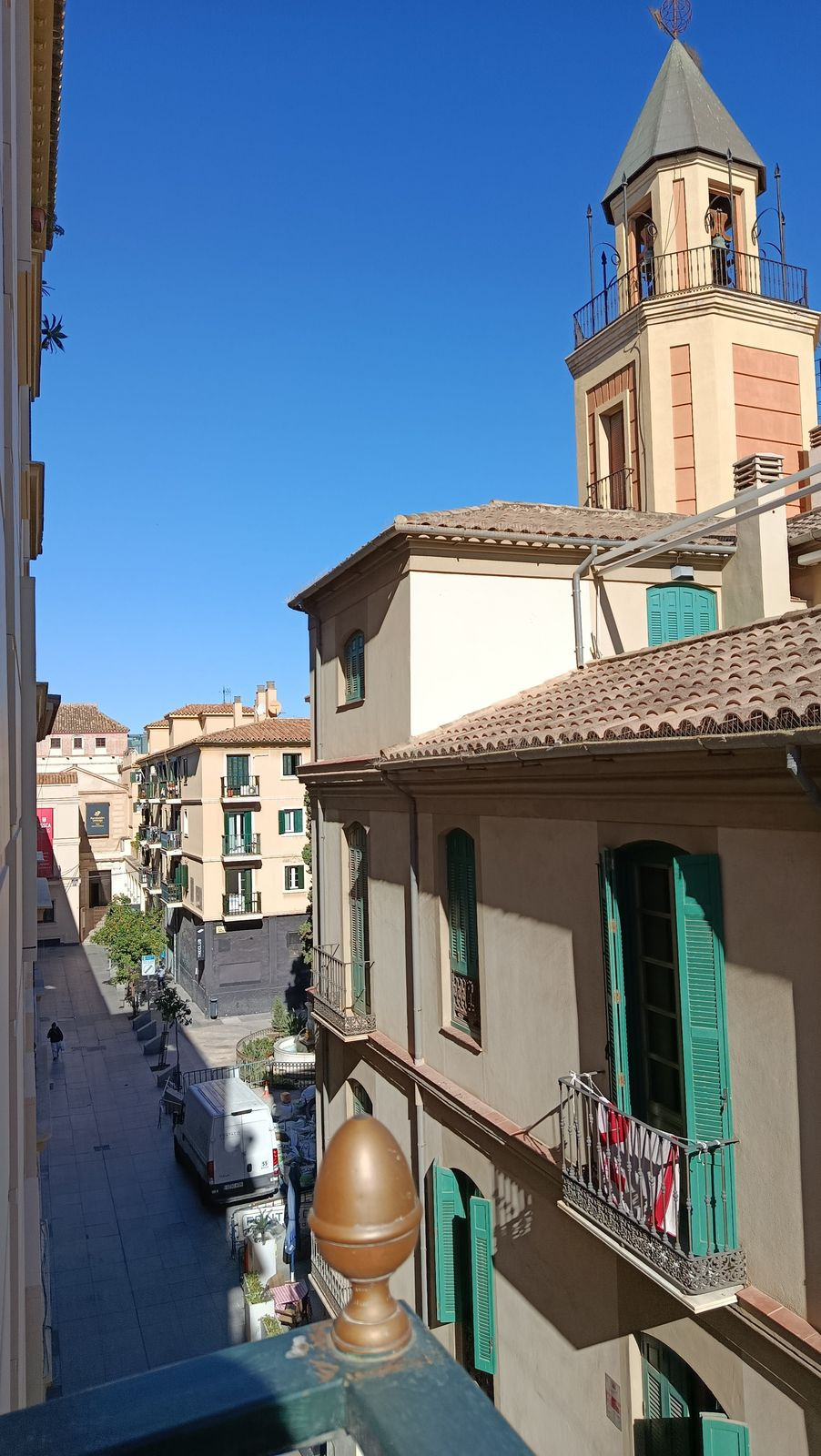 4 Bedroom Apartment in Málaga - Photo 2