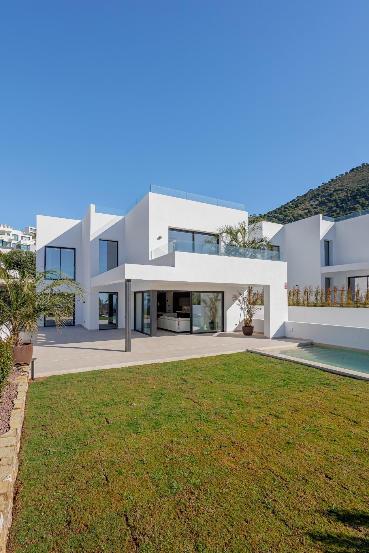 4 Bedroom Villa in Mijas - Photo 3