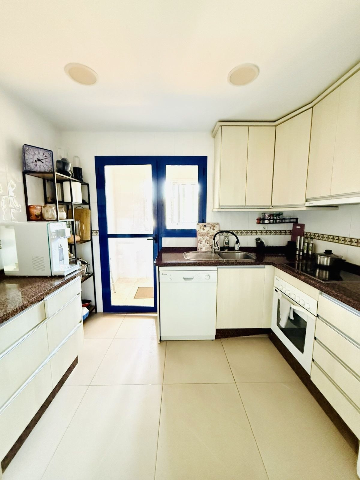 2 Bedroom Apartment in Manilva - Foto 6