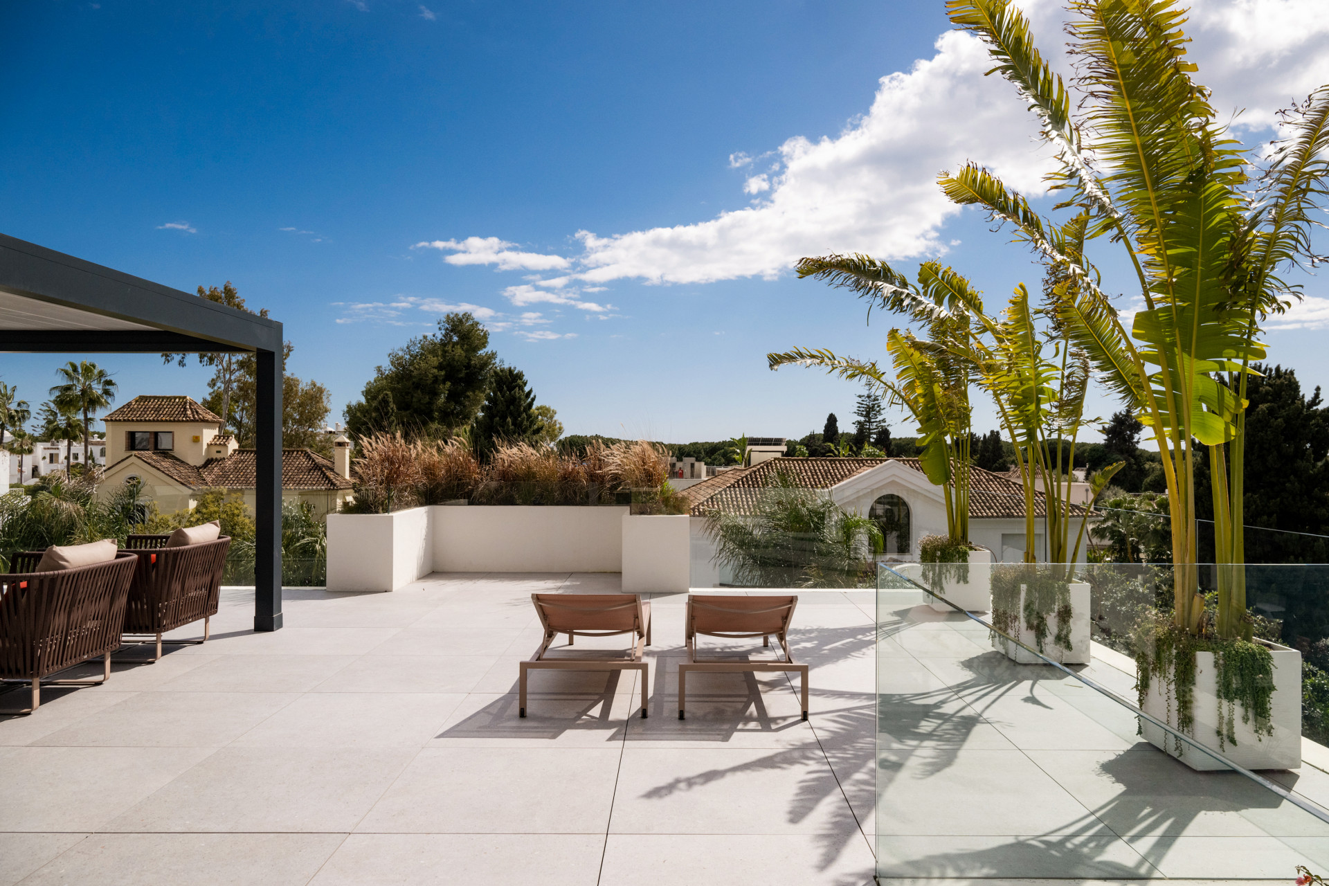 5 Bedroom Villa in Marbella - Photo 5