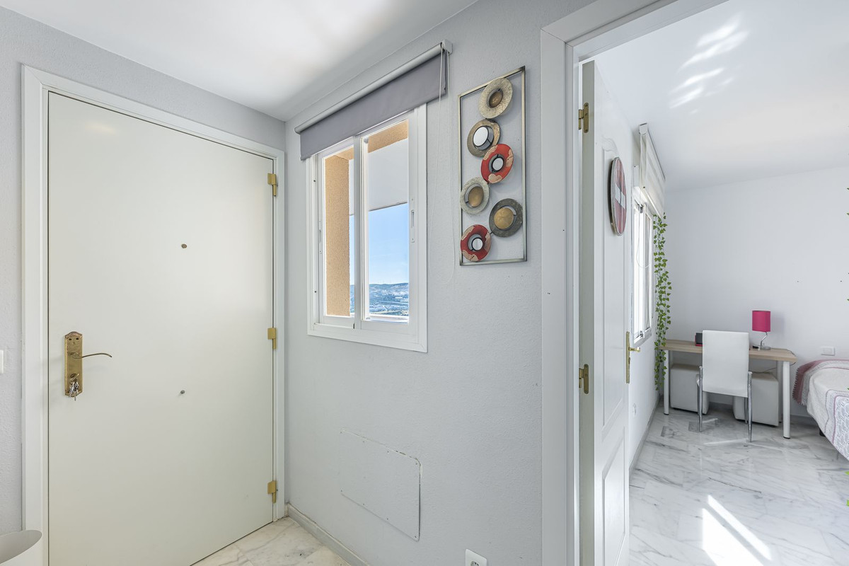 3 Bedroom Apartment in Casares - Photo 19