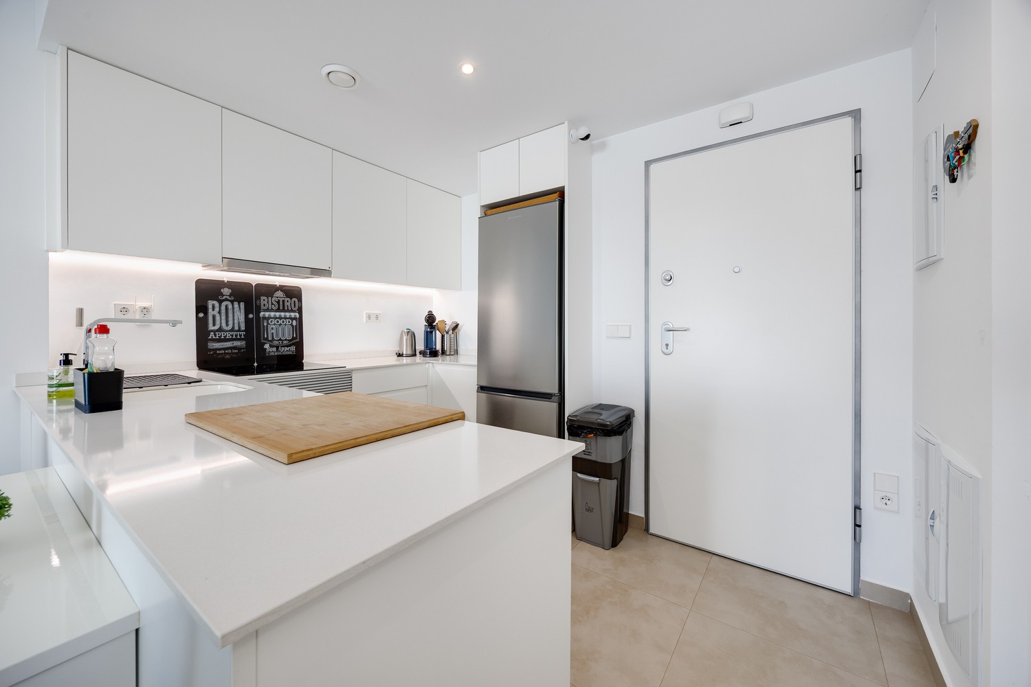 Apartamento com 2 quartos com piscina em Alicante, Espanha – Foto 15