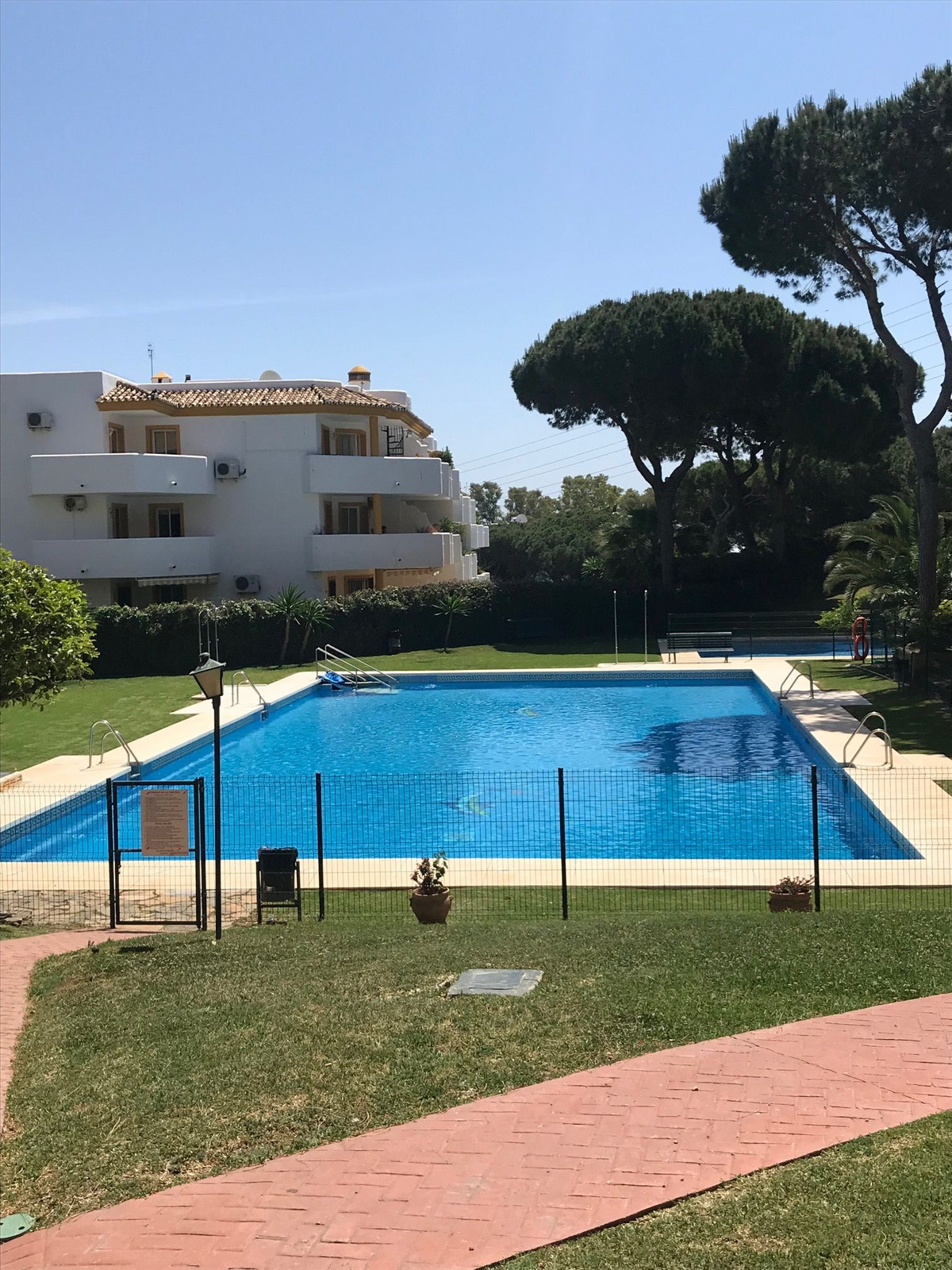 1 Bedroom Apartment in Mijas - Photo 7