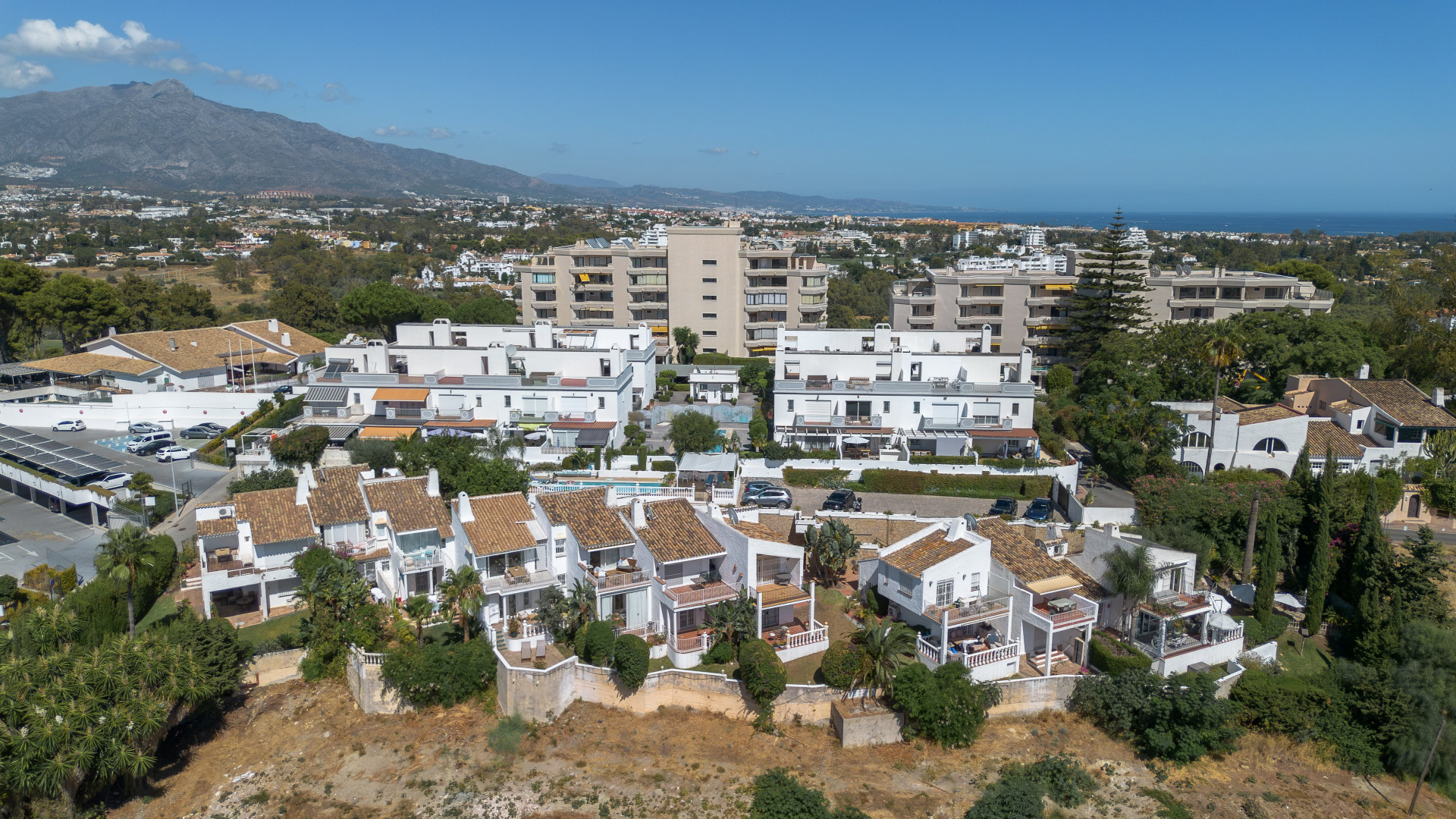 2 Bedroom Townhouse in Estepona - Photo 21