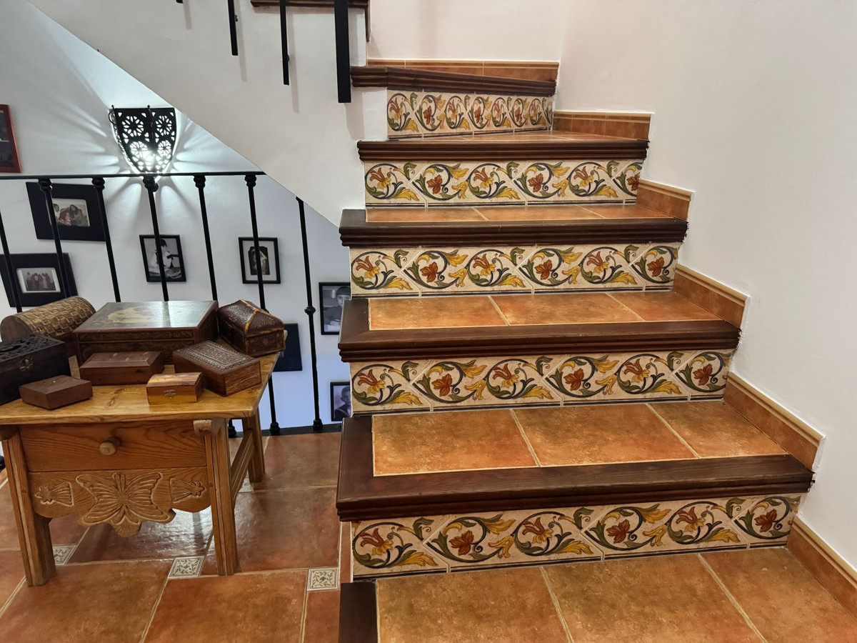 4 Bedroom Townhouse in Álora - Photo 21