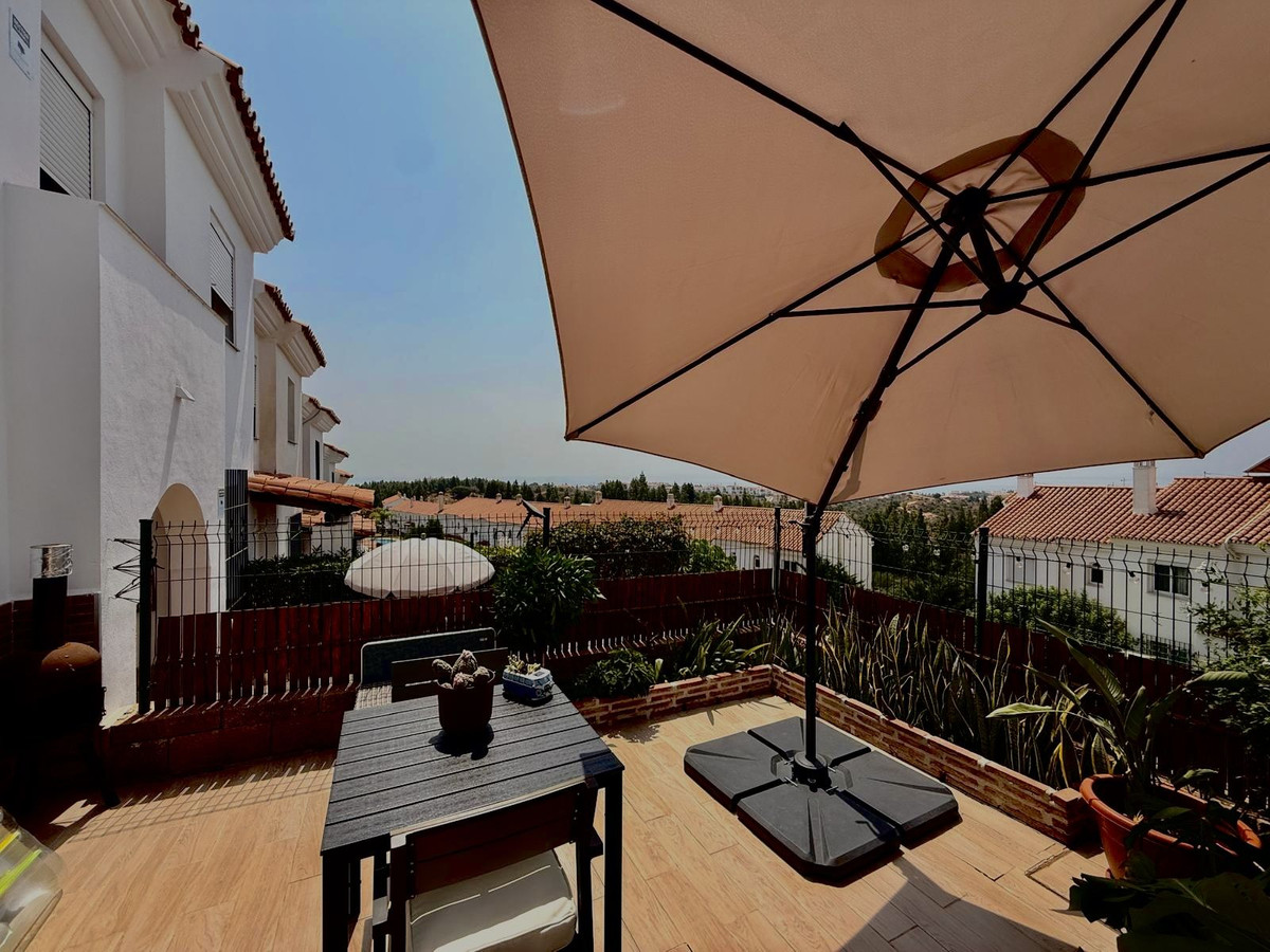2 Bedroom Townhouse in Mijas - Photo 3
