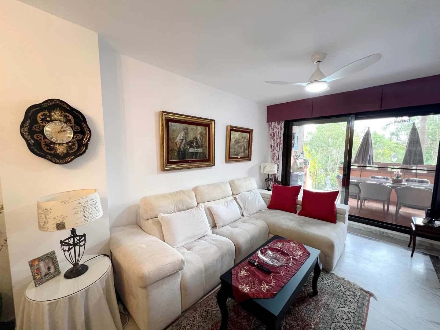 3 Bedroom Apartment in Marbella - Photo 4