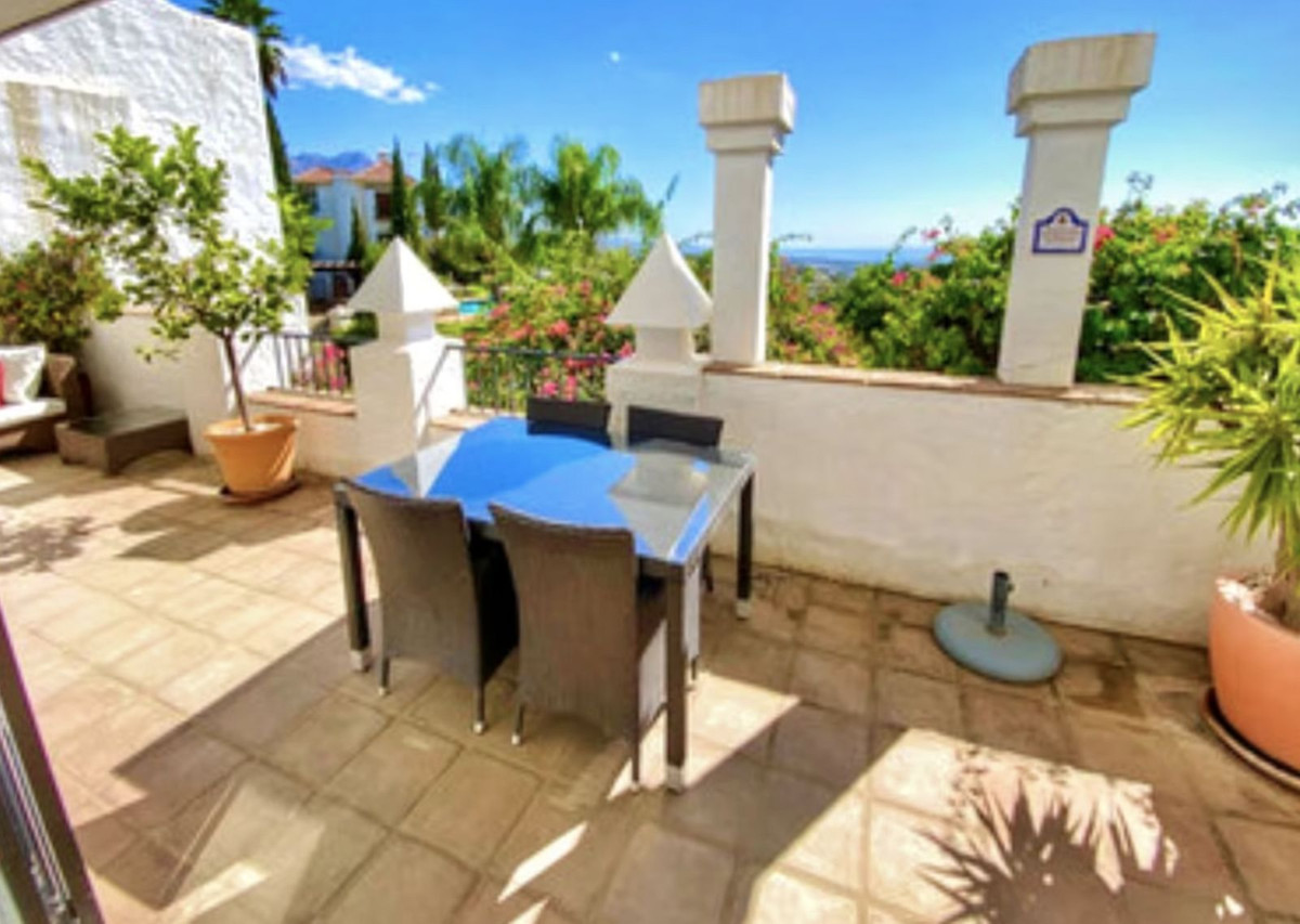 2 Bedroom Apartment in Benahavís - Foto 16