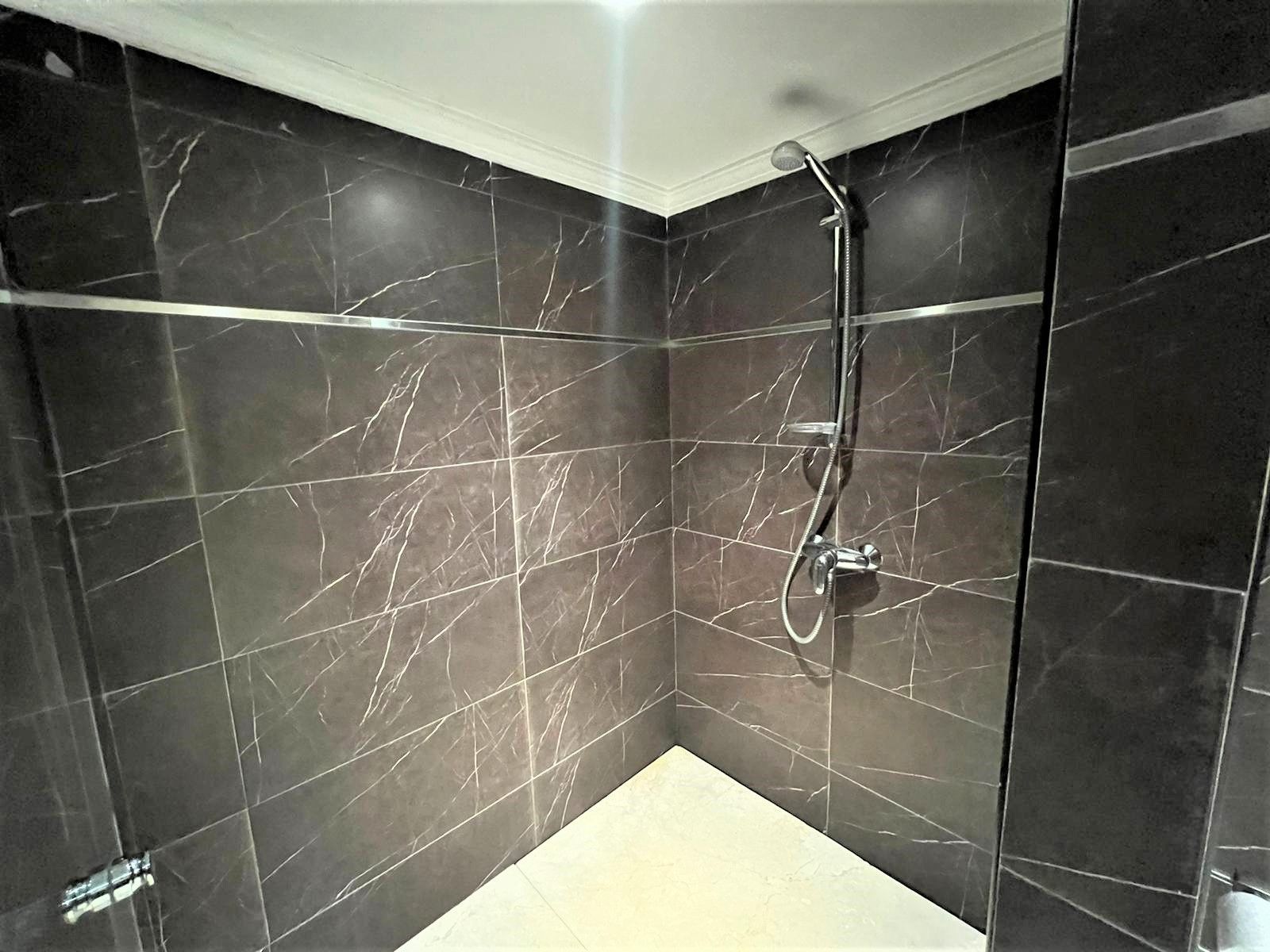 6 Bedroom Villa in Mijas - Photo 25