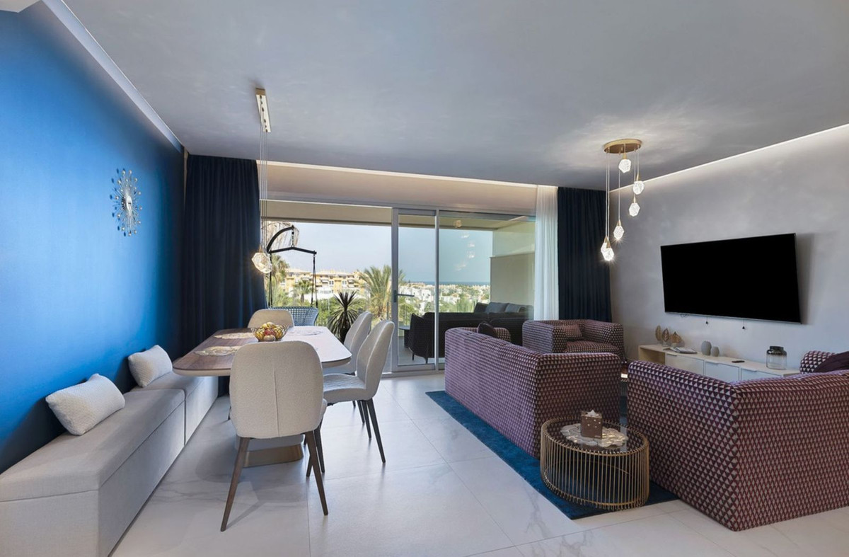 3 Bedroom Apartment in San Pedro de Alcántara - Photo 5
