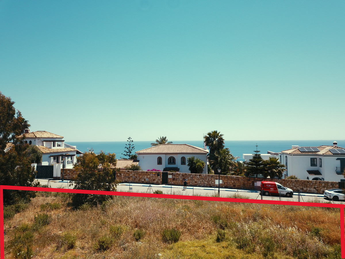 10,830 m² Plot in Manilva - Photo 3