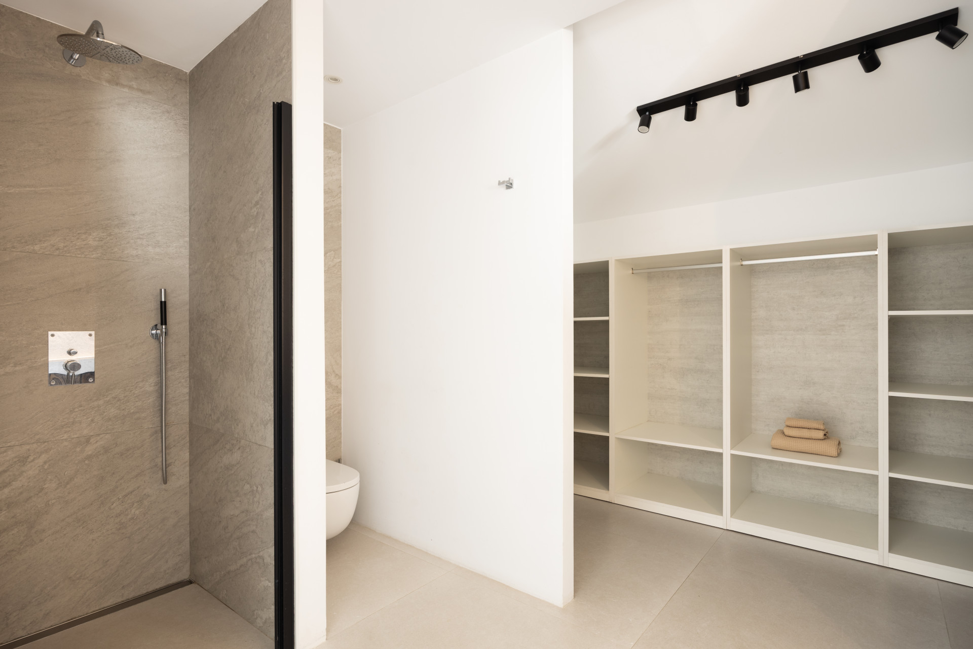 4 Bedroom Penthouse in San Pedro de Alcántara - Photo 11