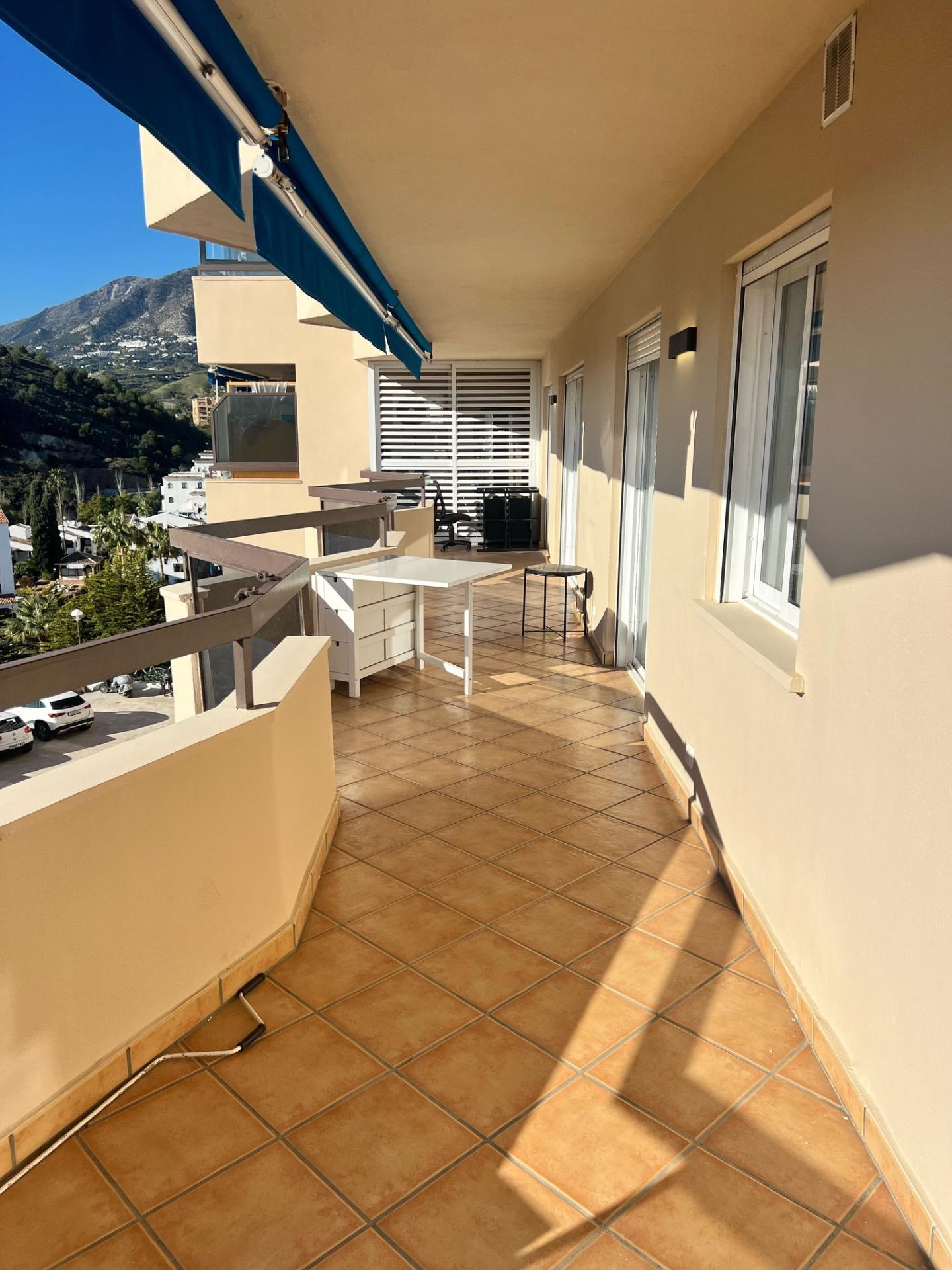 4 Bedroom Apartment in Fuengirola - Photo 21