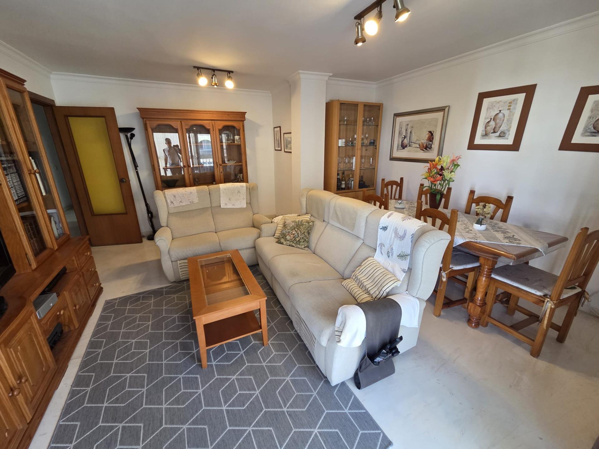 4 Bedroom Apartment in Fuengirola - Photo 6