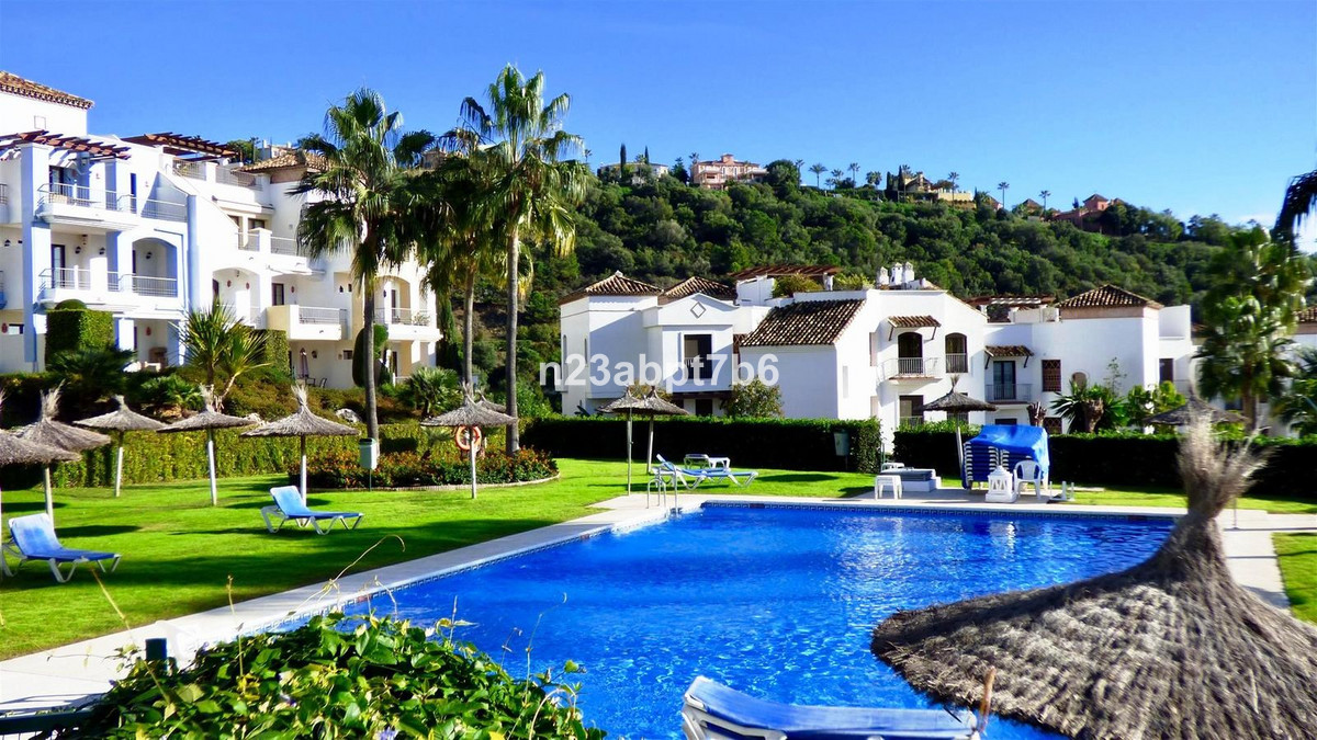 3 Bedroom Apartment in Benahavís - Foto 17