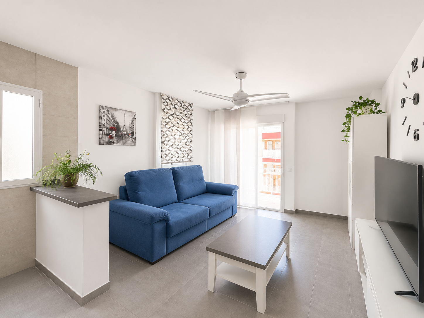 1 Bedroom Apartment in Benalmádena - Photo 4