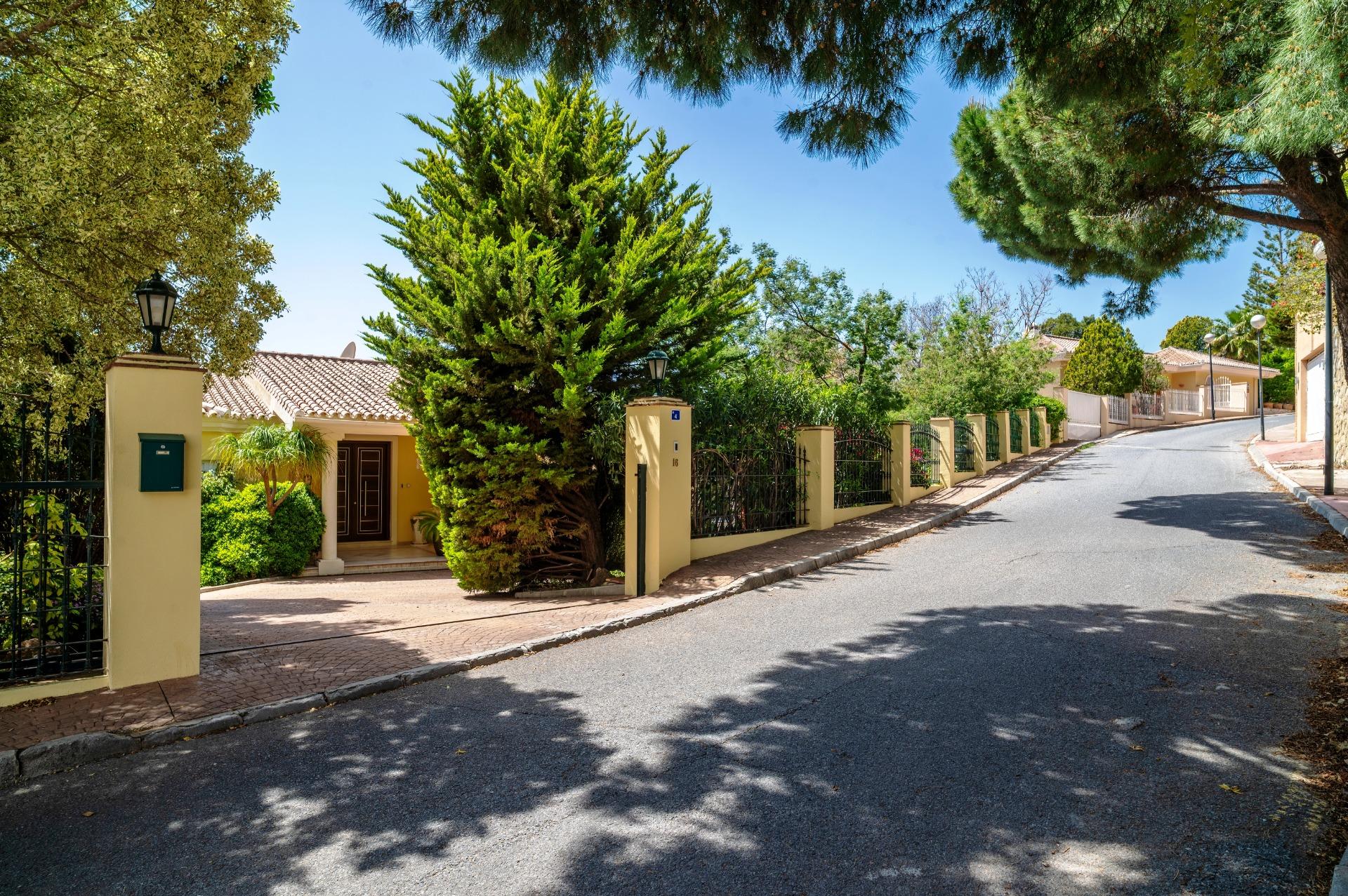 6 Bedroom Villa in Mijas - Photo 50