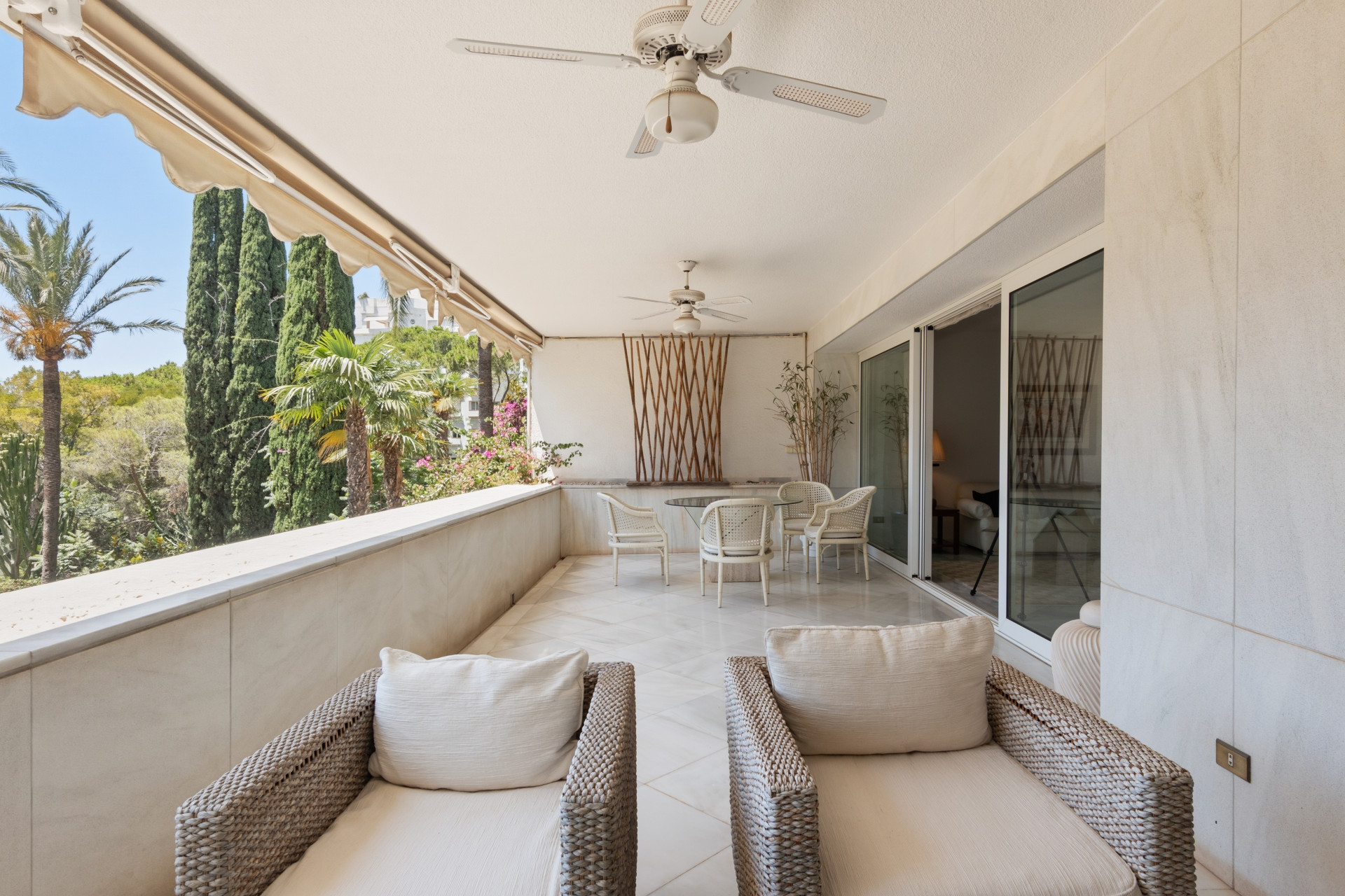 3 Bedroom Apartment in Marbella - Photo 17