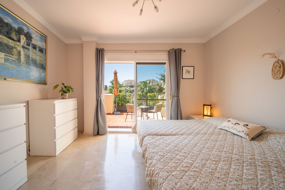 3 Bedroom Penthouse in Mijas - Photo 9