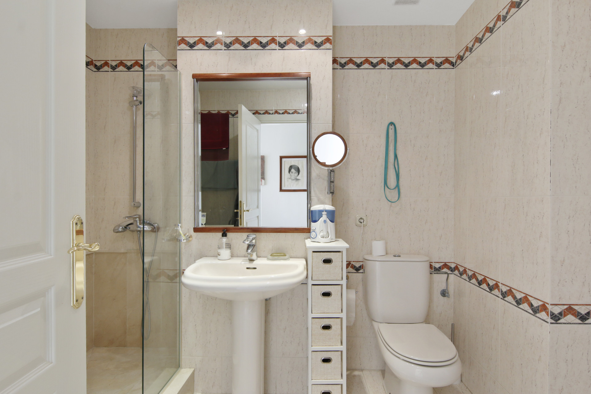 3 Bedroom Apartment in Estepona - Photo 14