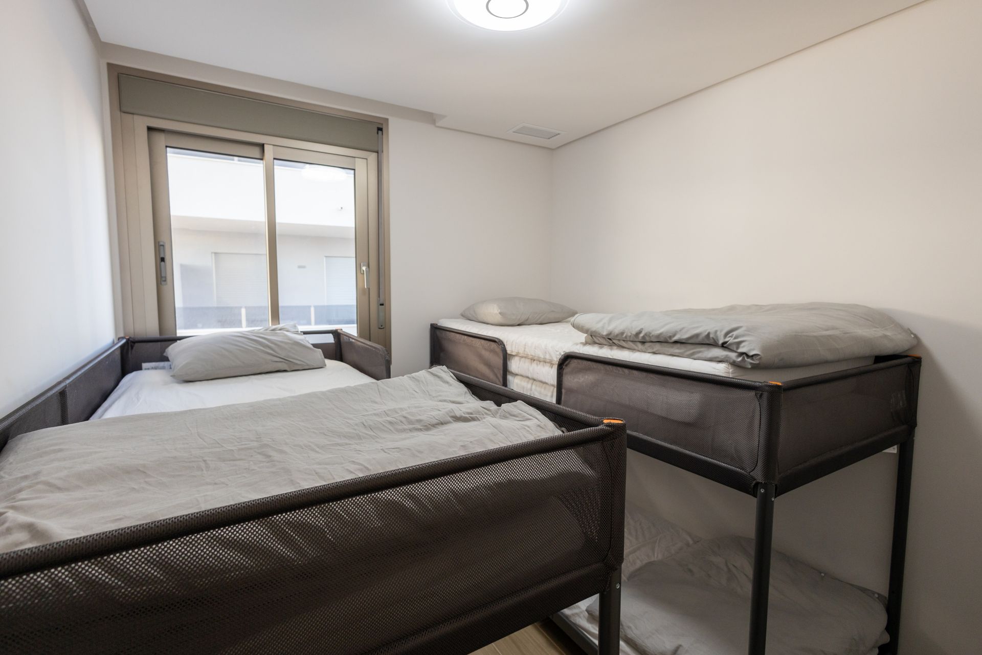 Apartamento com 3 quartos com piscina em Alicante, Espanha – Foto 18