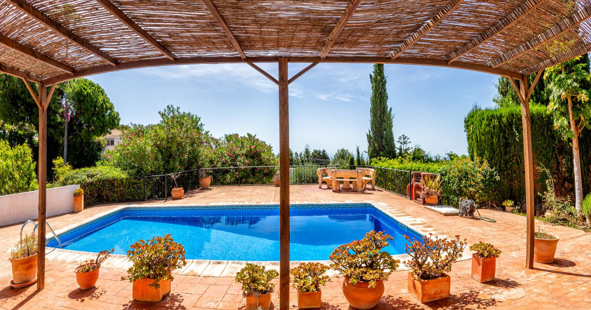 6 Bedroom Villa in Mijas