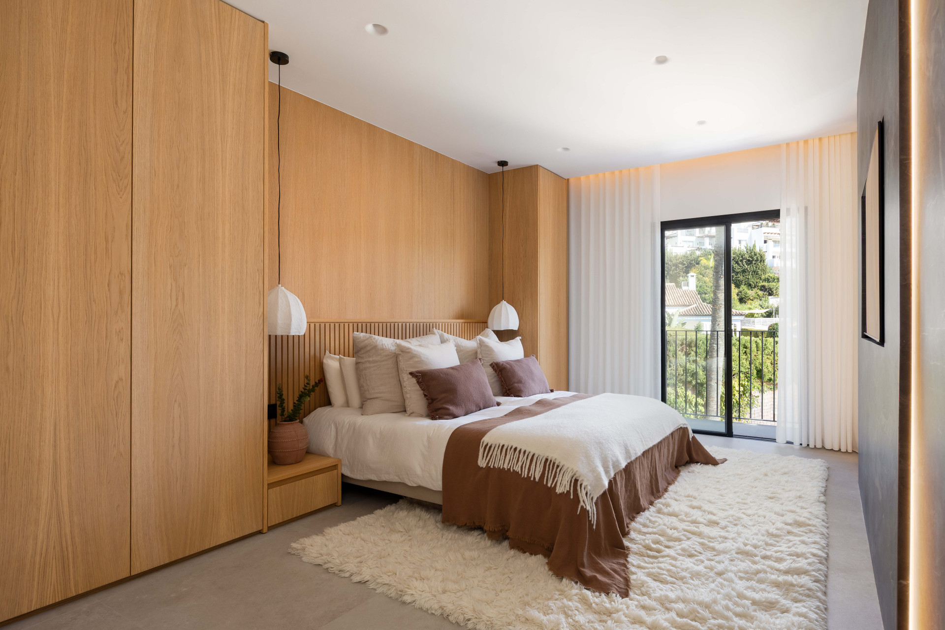 4 Bedroom Villa in Marbella - Photo 11